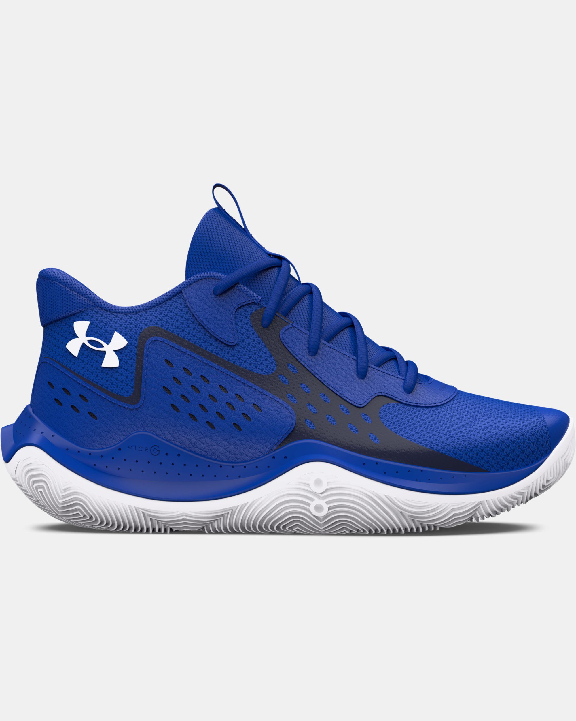 Under armour basketball shoes dubai on sale