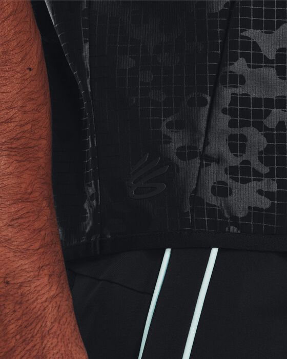 Curry Utility image number 4