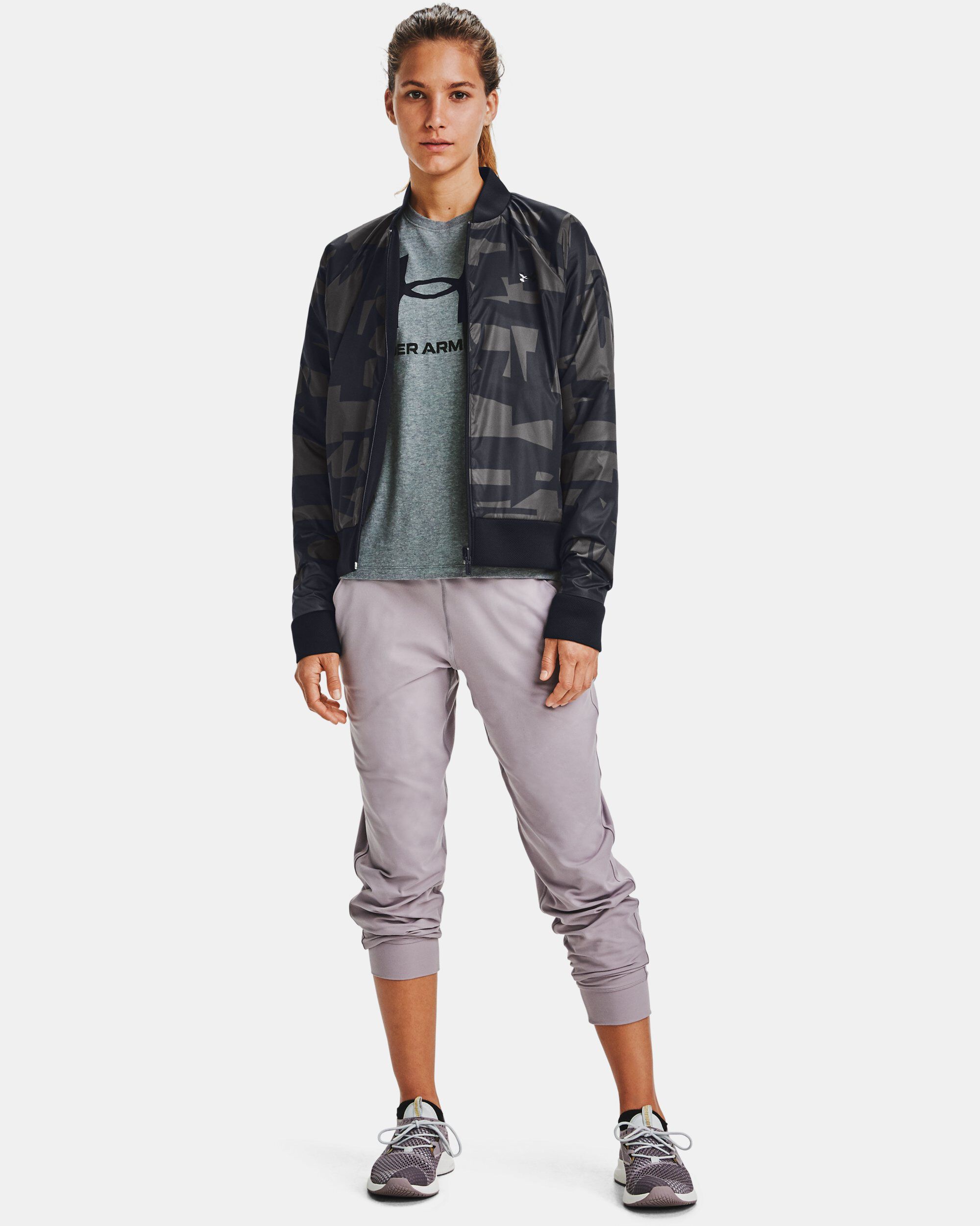Ua move outlet