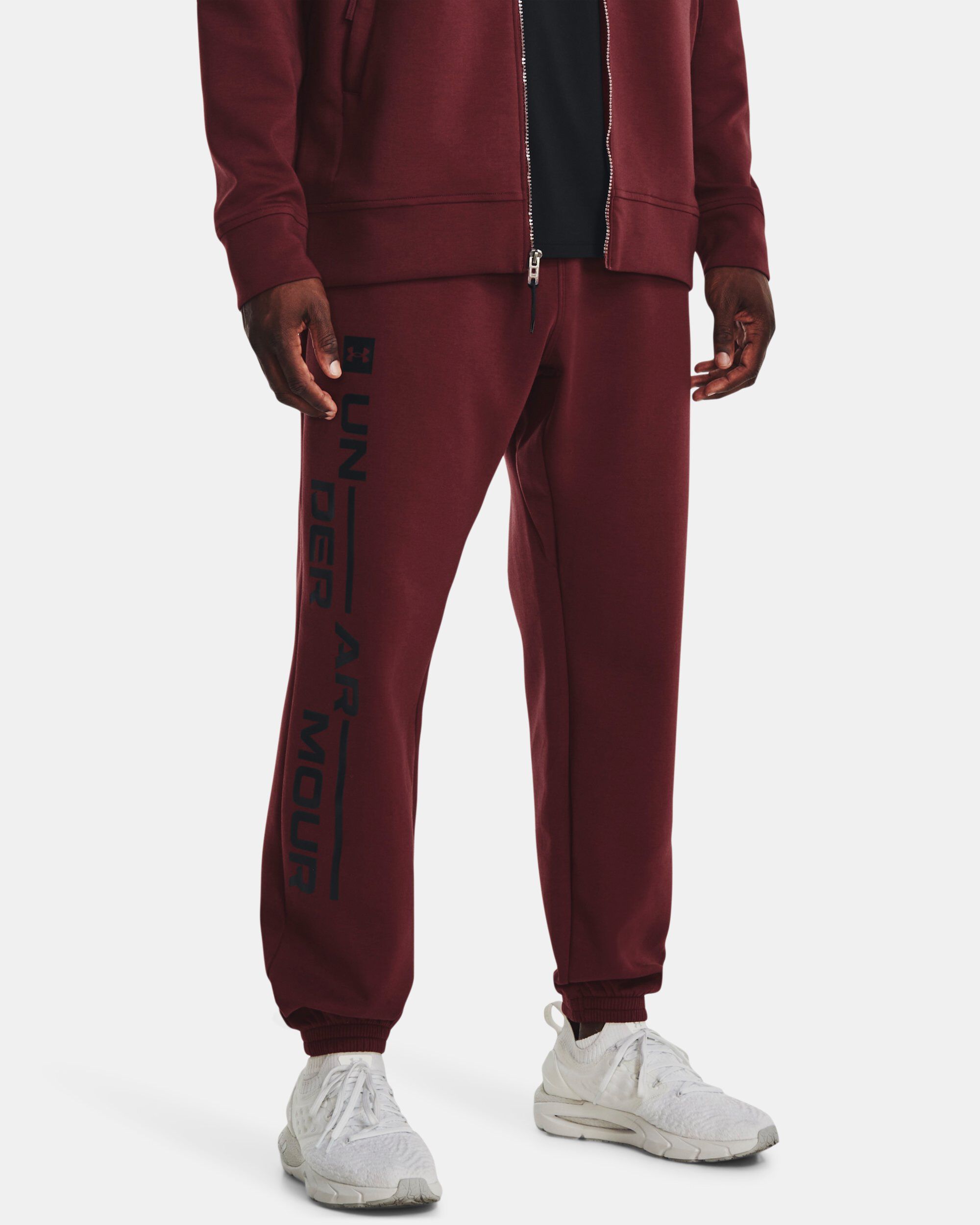 Buy Men s UA Summit Knit Graphic Joggers Red in Dubai UAE Under Armour