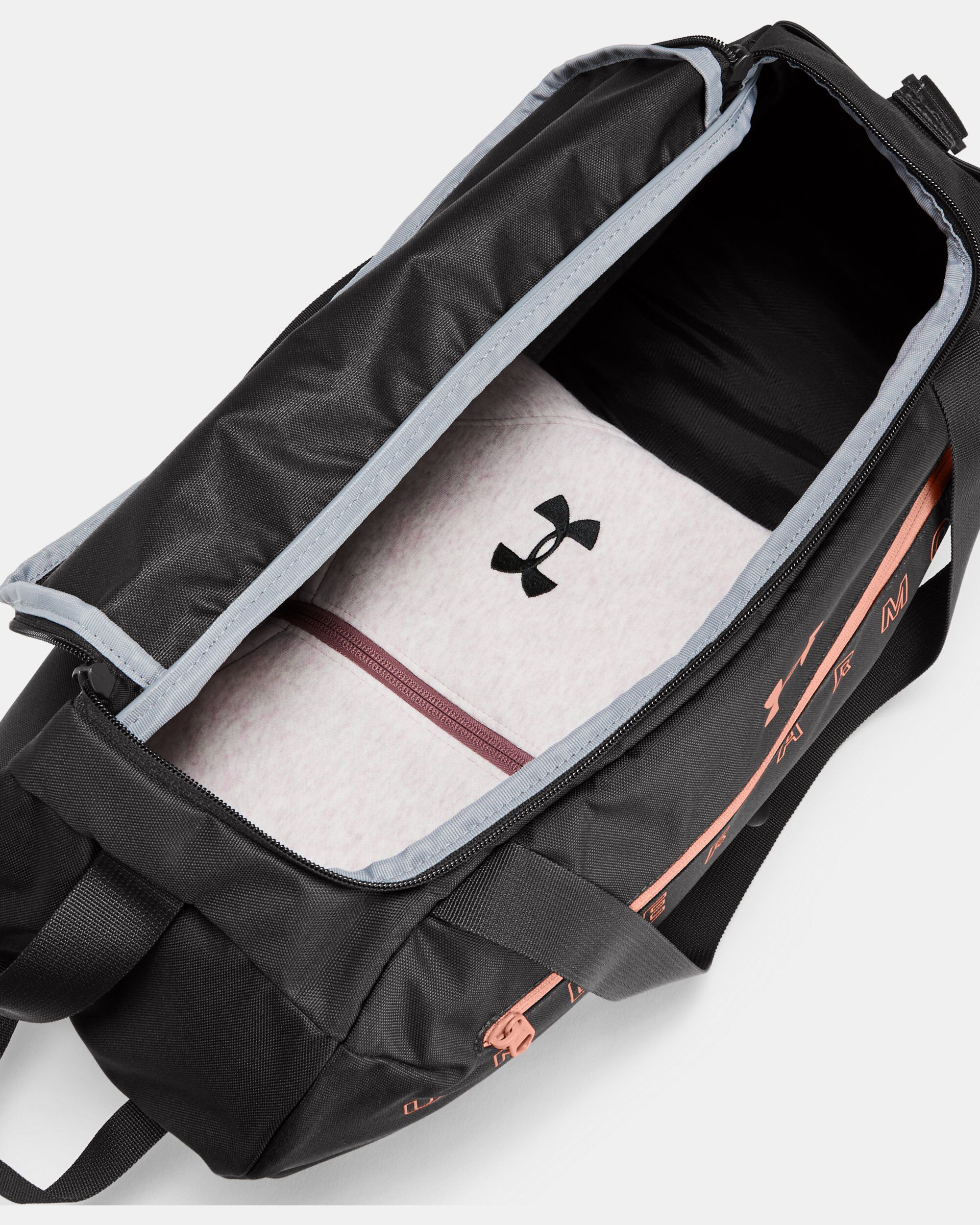 Under armour roland small duffle bag clearance
