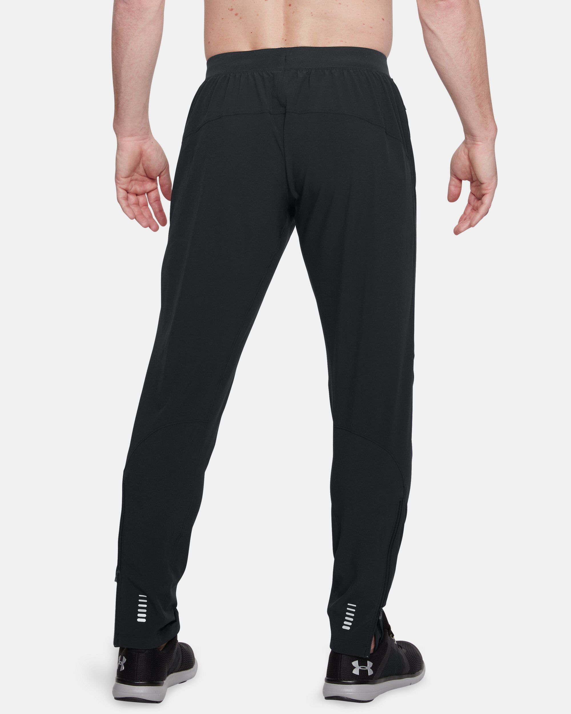 Men's ua outrun hotsell the storm pants