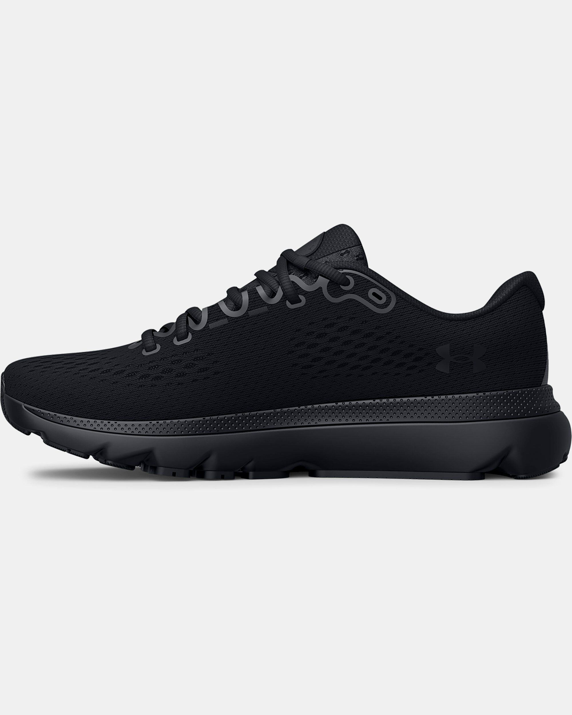 Under armour 2025 shoes mens black
