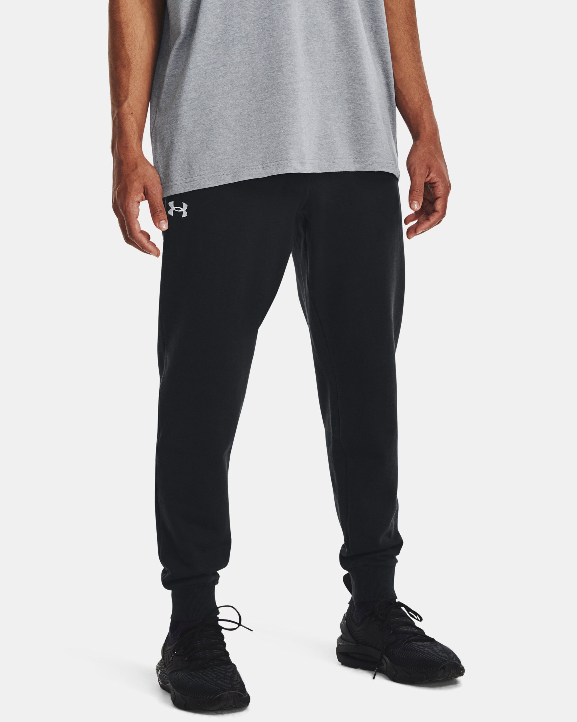 Men's under armour black joggers outlet