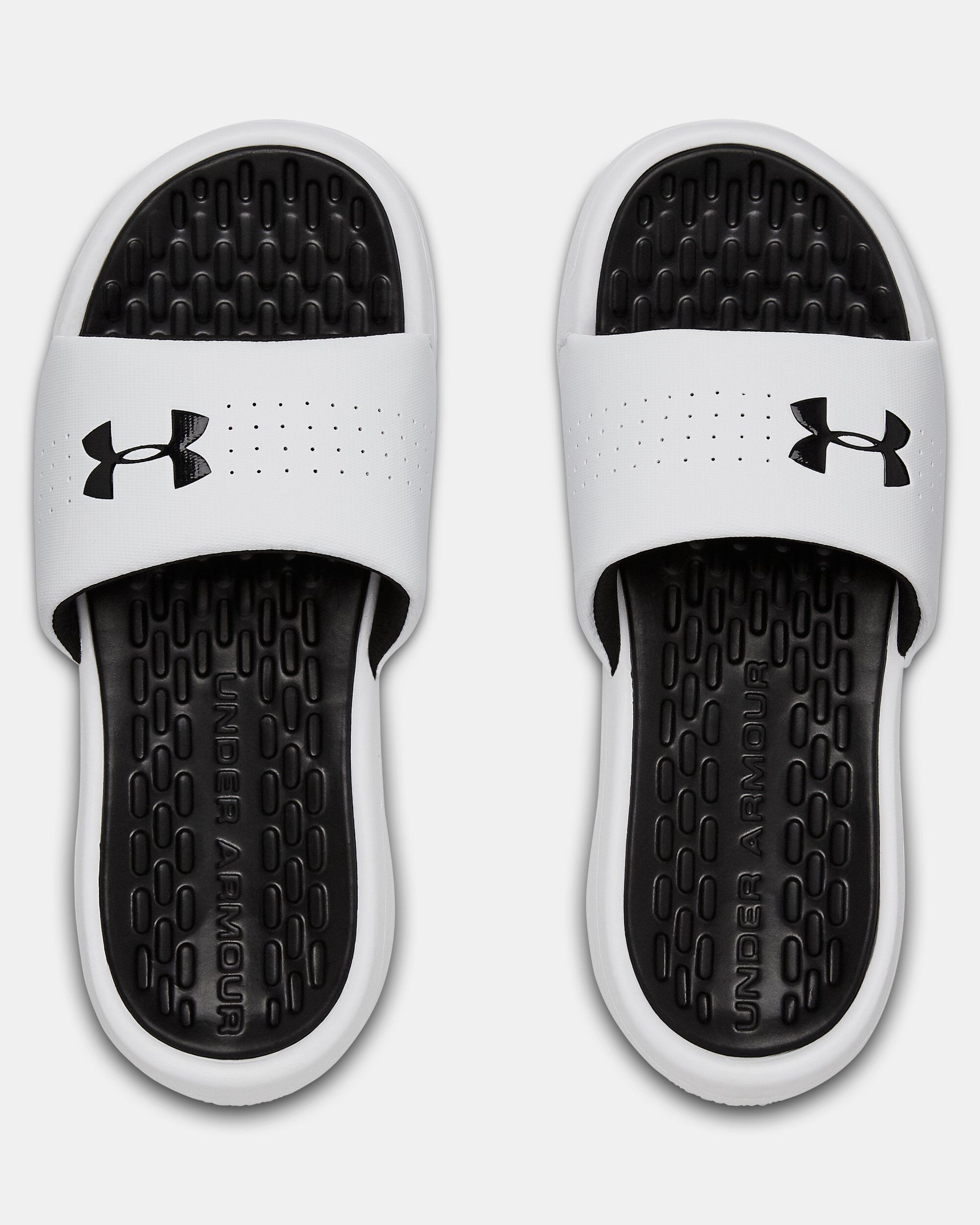 Under armour playmaker best sale sandals