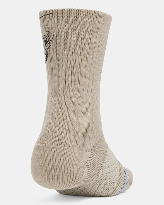Unisex Project Rock ArmourDry™ Playmaker Mid-Crew Socks image number 2