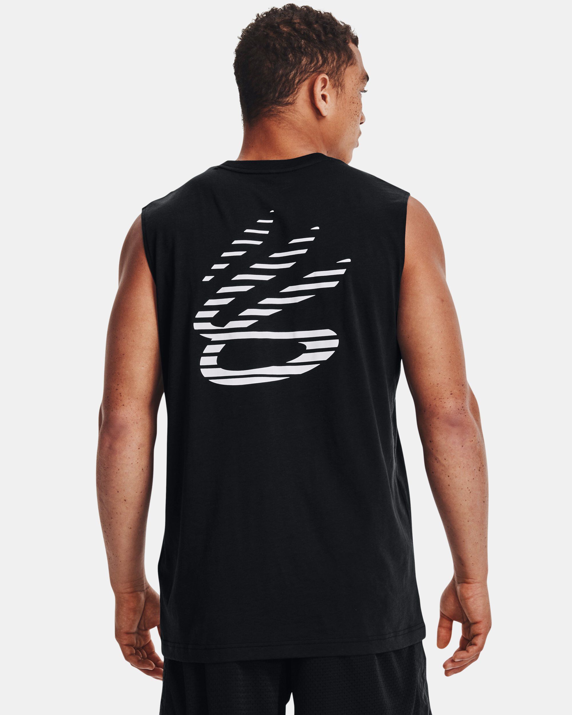 Buy Sleeveless T Shirt for Men Tank Tops in Dubai UAE Under Armour