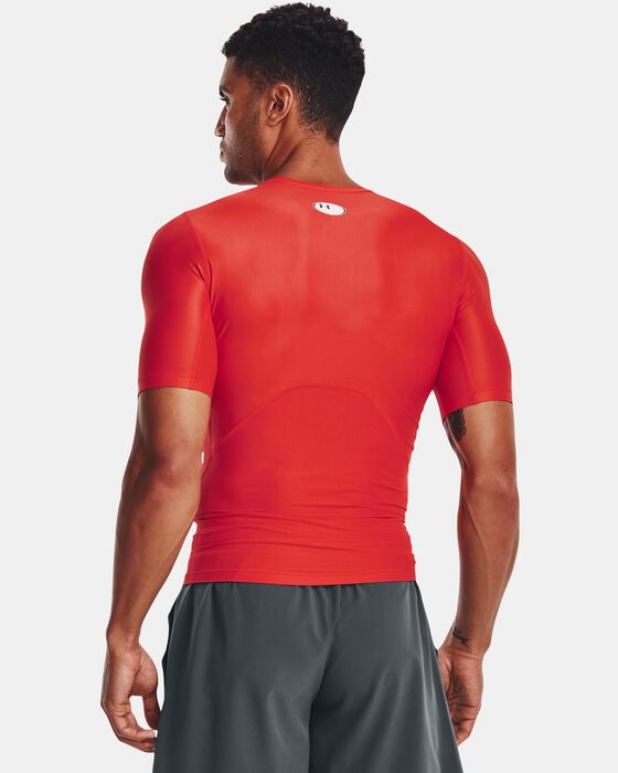 Men's UA Iso-Chill Compression Short Sleeve image number 1