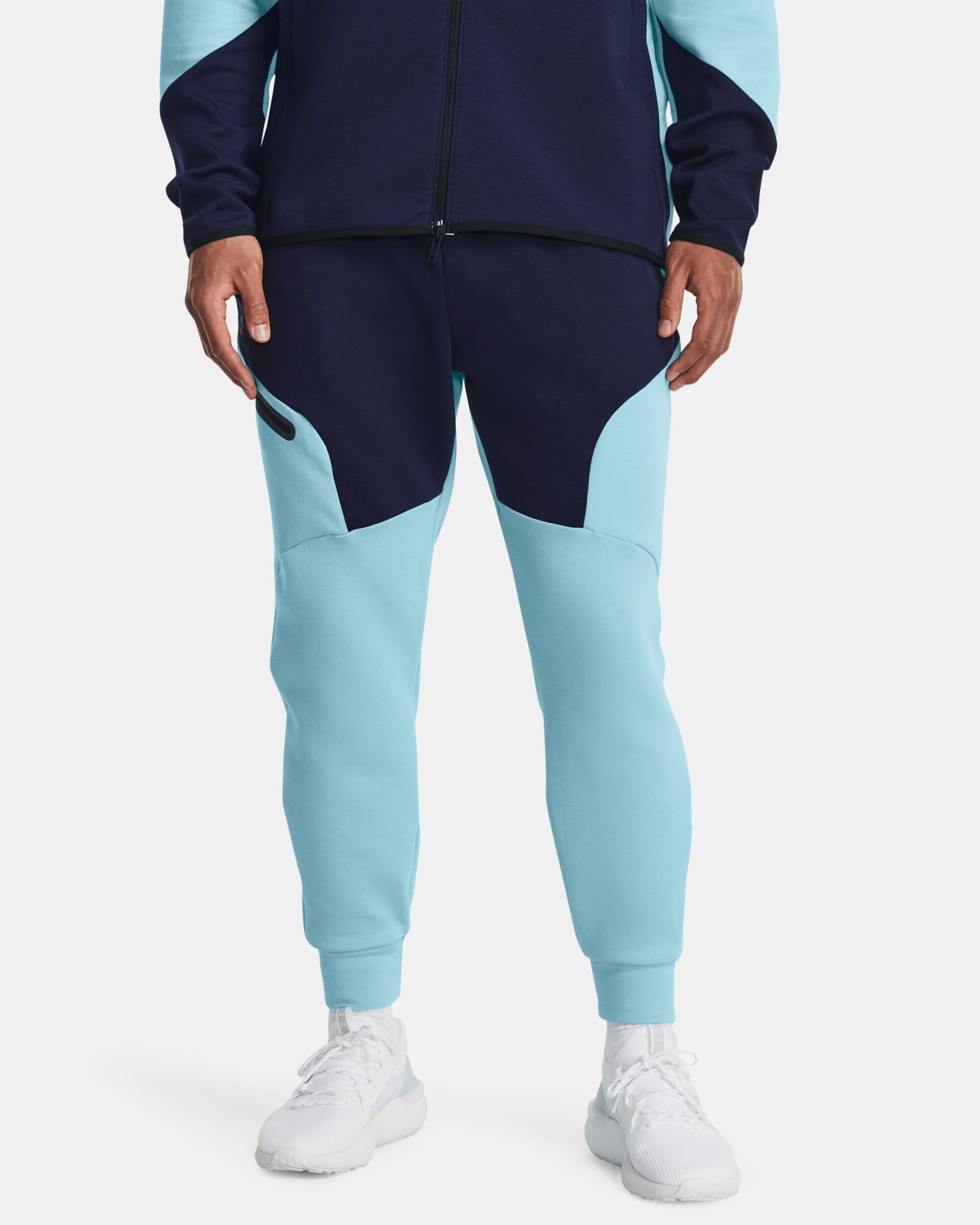 Blue nike tech fleece joggers online