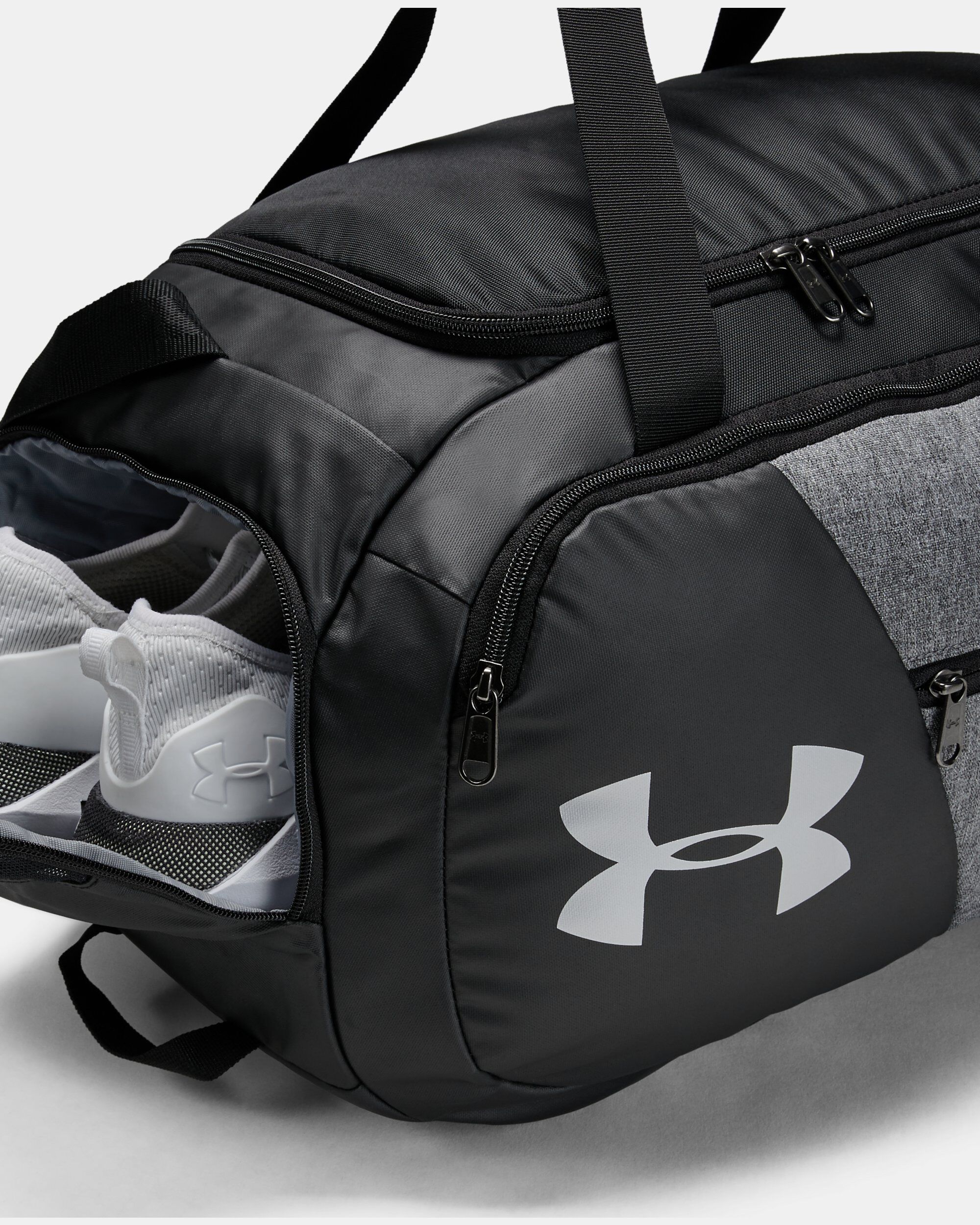 Ua undeniable duffel best sale 4.0 small duffle bag