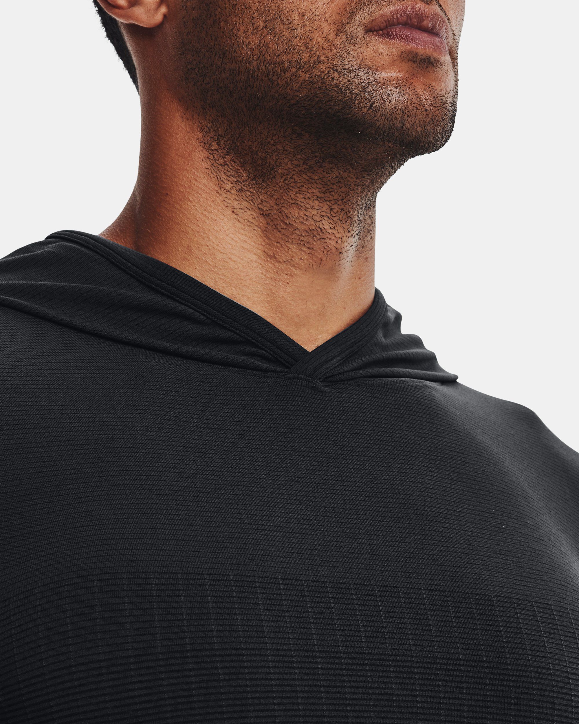 Under Armour Men s UA Seamless Lux Hoodie Black in Dubai UAE