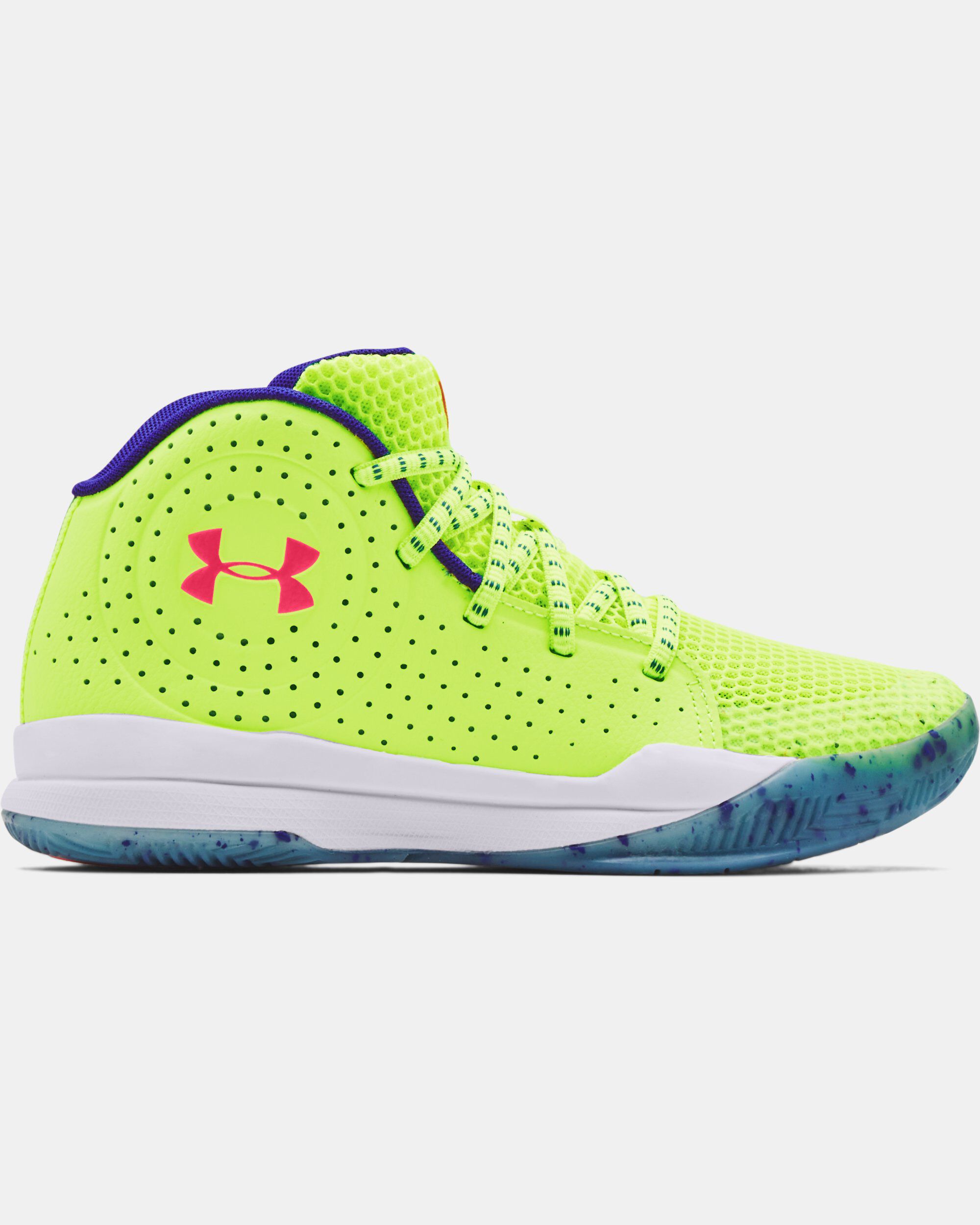 Grade school hotsell girls basketball shoes