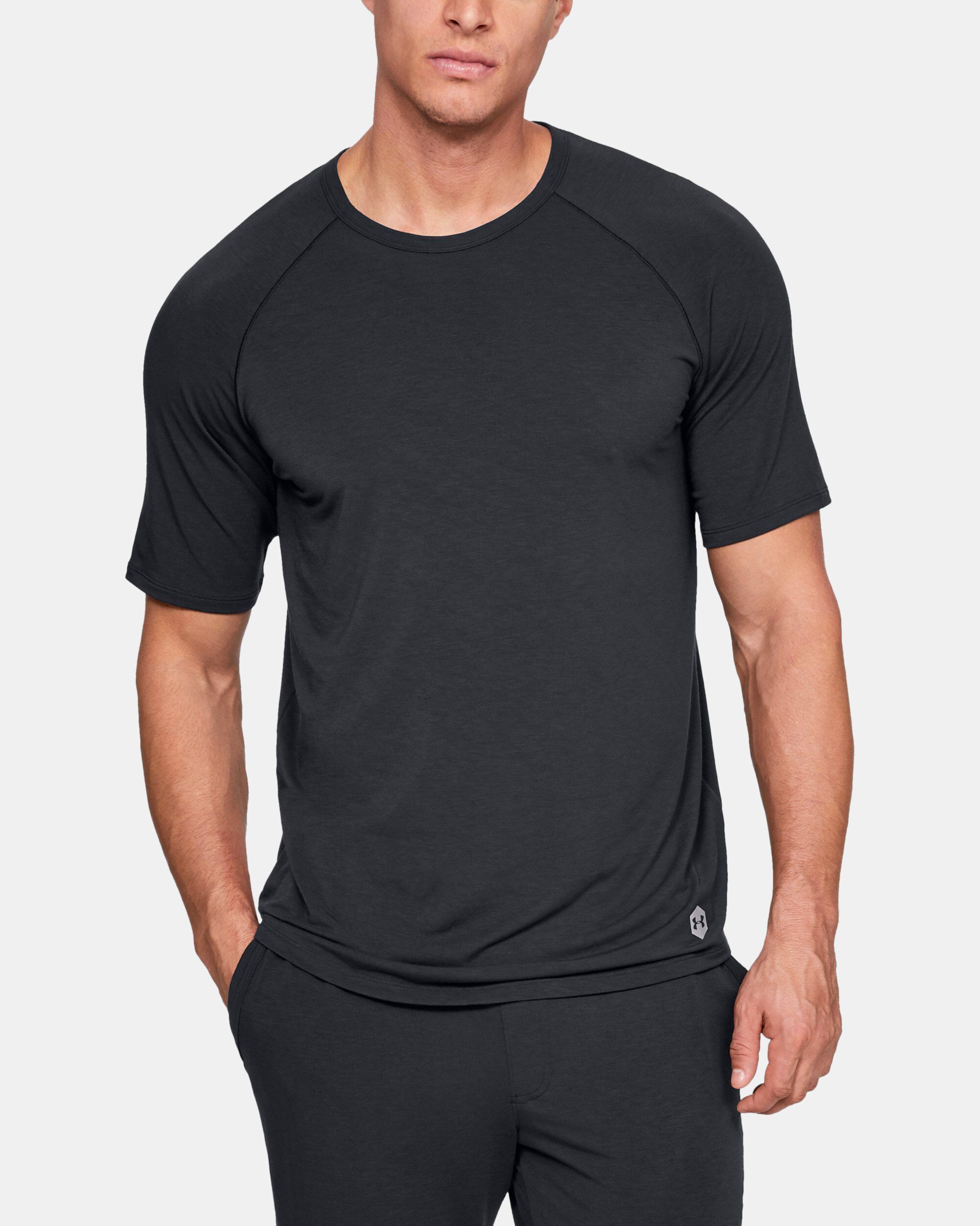 Under Armour Men s UA RECOVER Sleepwear Short Sleeve Crew Black