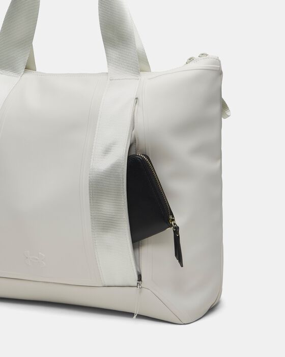 UA Luna image number 2