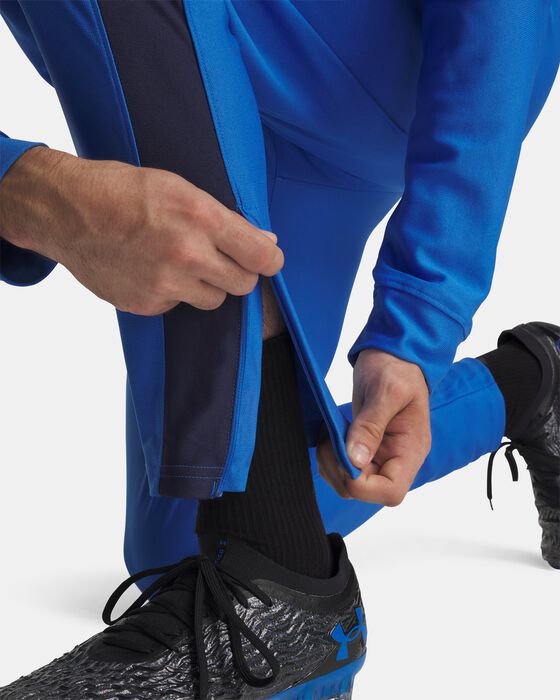 UA Challenger image number 3