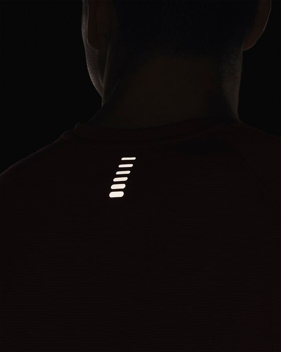 Men's UA Streaker Run Short Sleeve image number 3