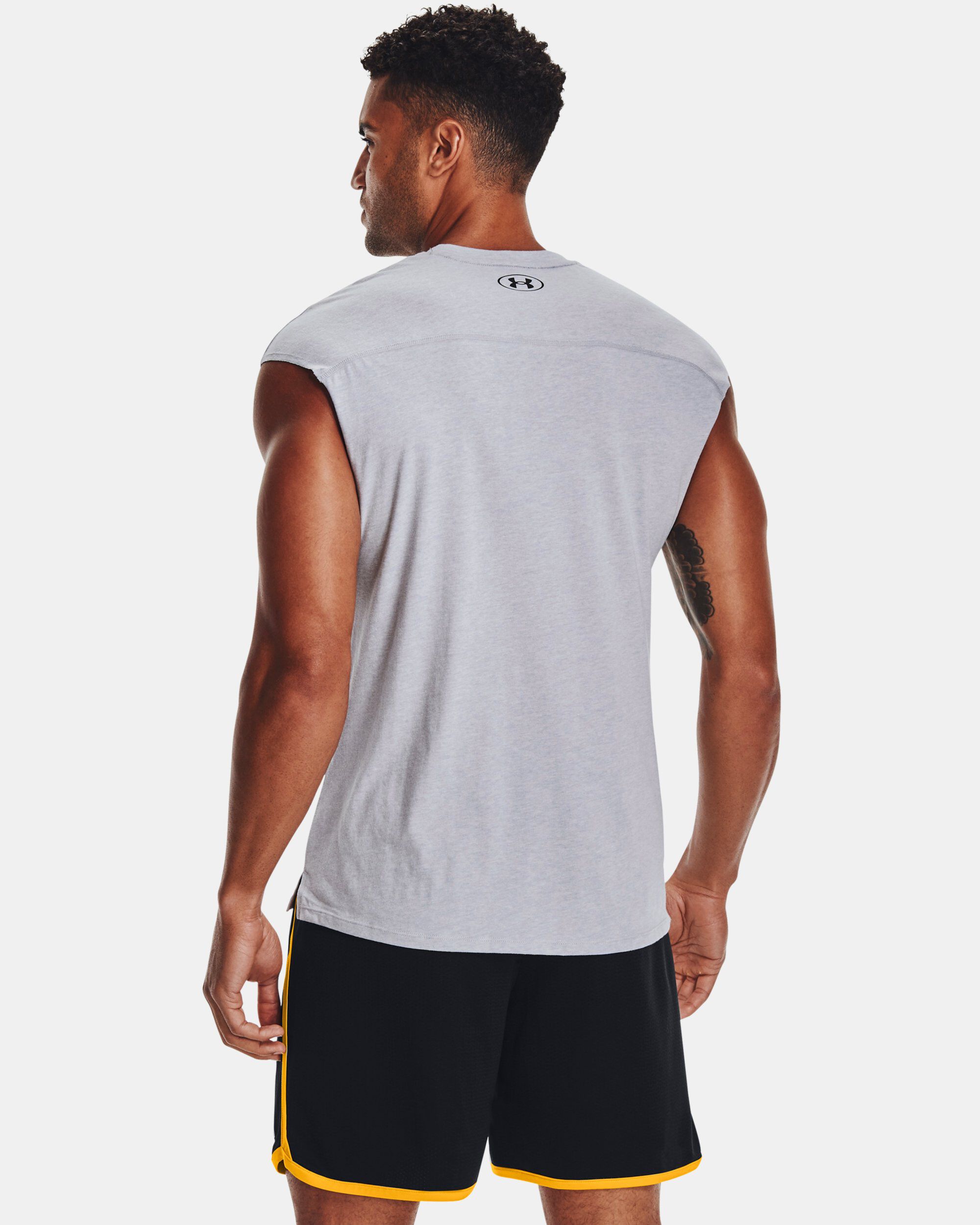 Under armour clearance cut off shorts