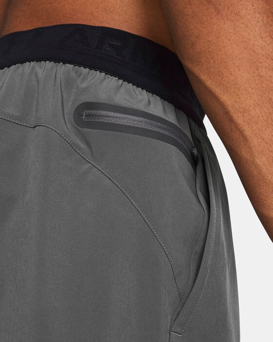 Men's UA Peak Woven Shorts image number 3