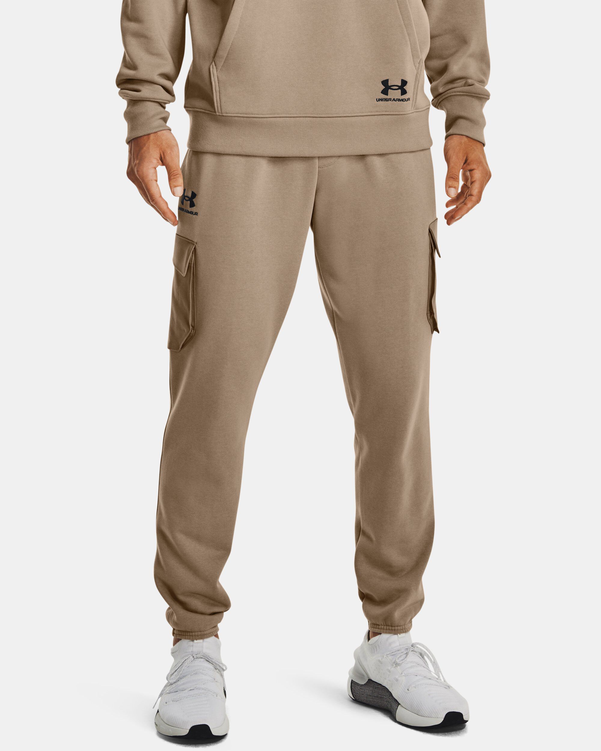 Under armour sales jogging pants