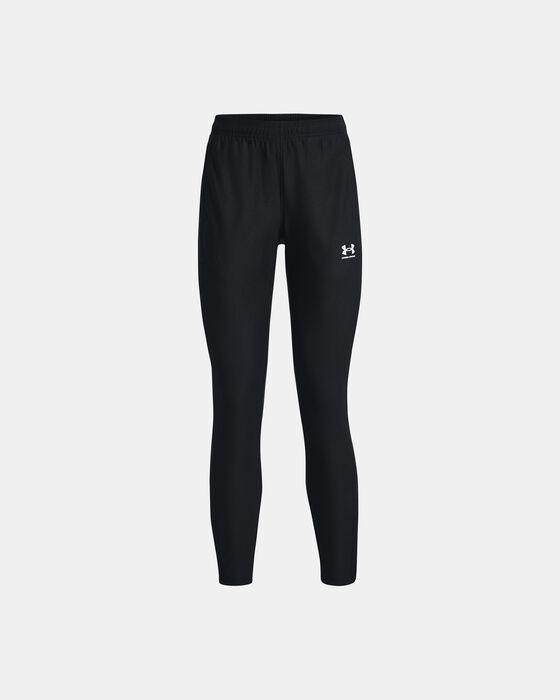 UA تشالنجر بيكيه image number 5