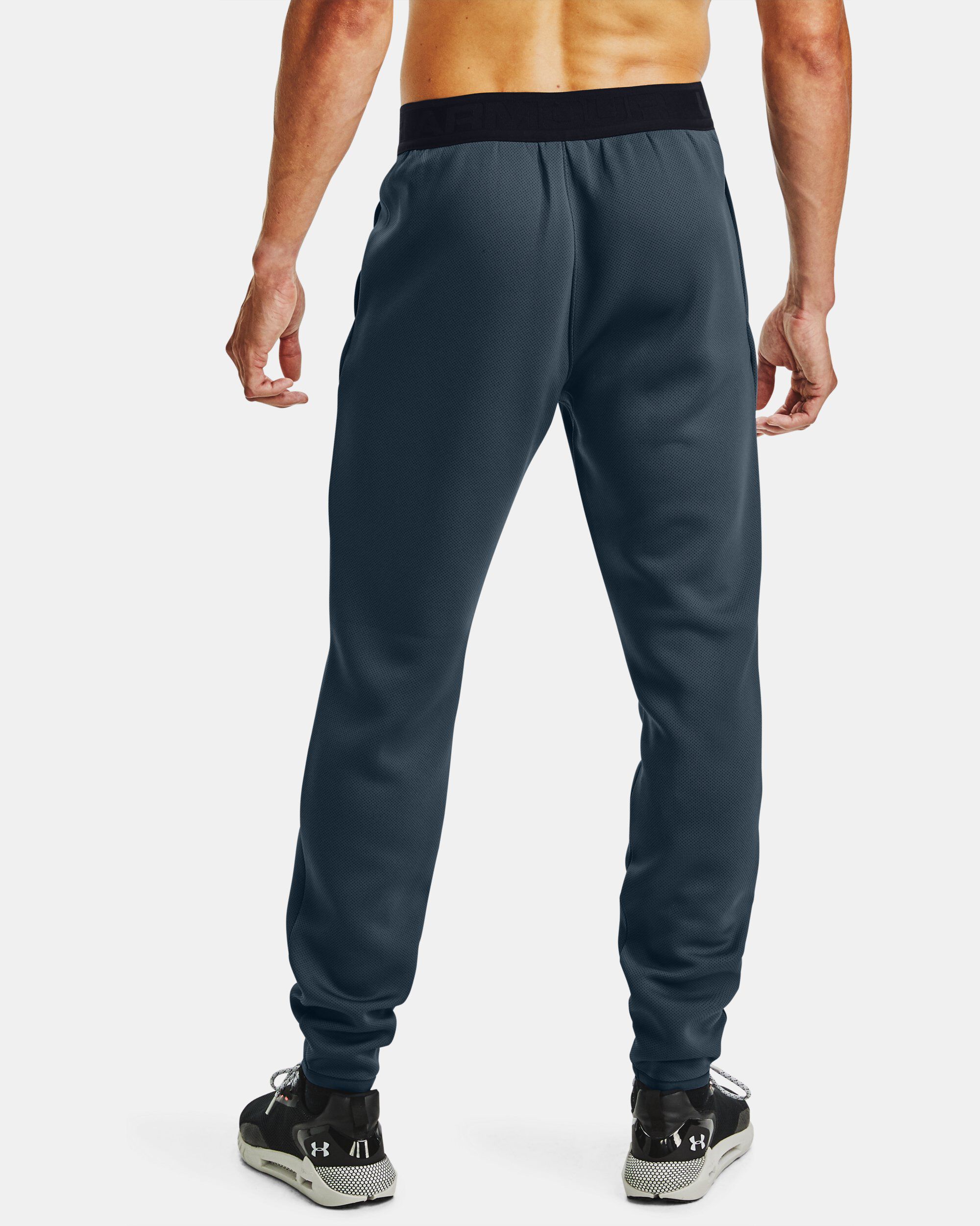 Under Armour Men s UA MOVE Pants Blue in Dubai UAE