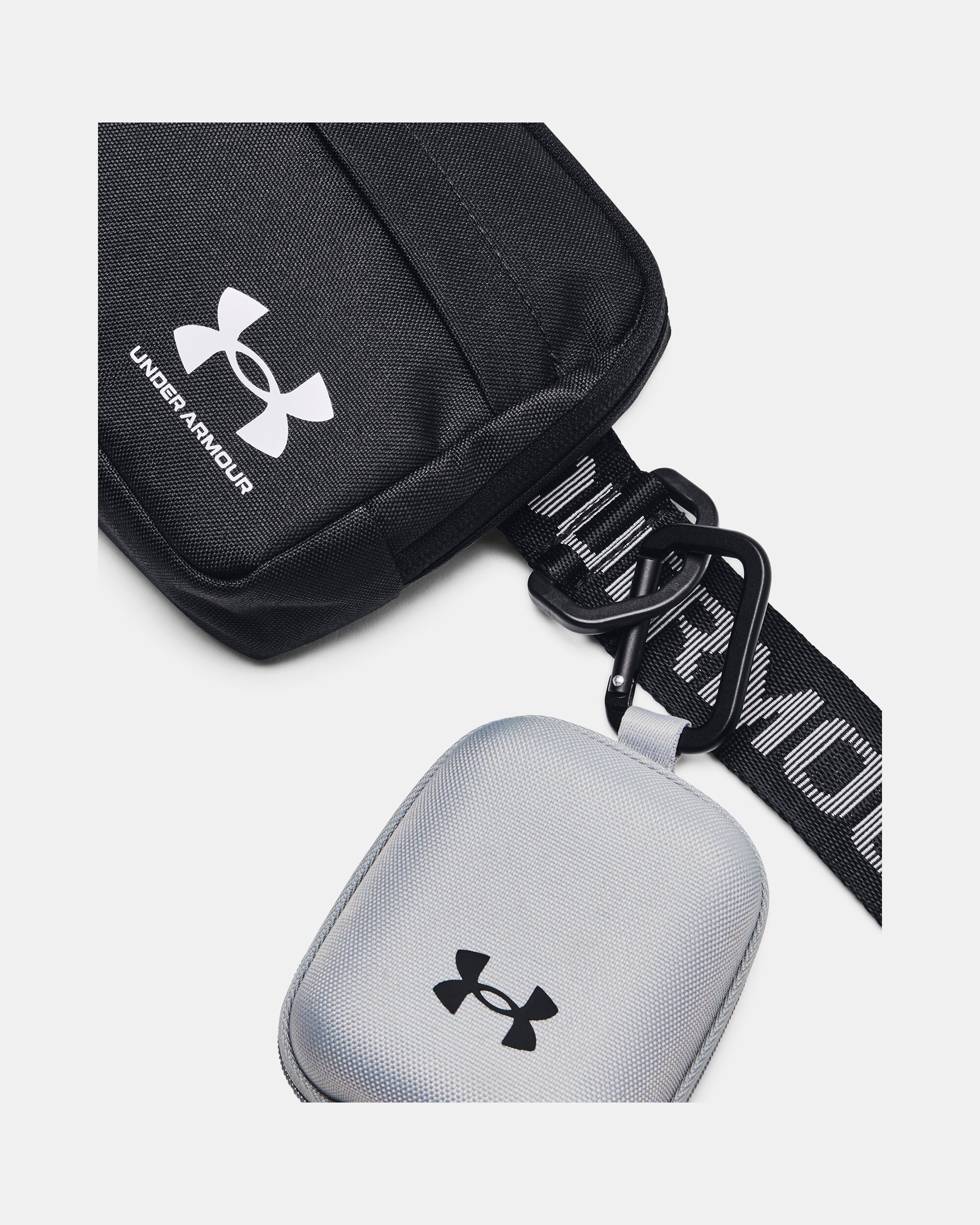 Under armour hotsell crossbody bag