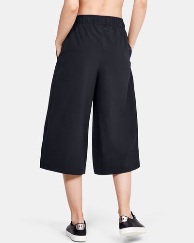 Women's UA Woven Open Crop