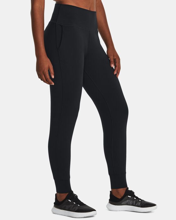 Women's UA Meridian Joggers image number 0