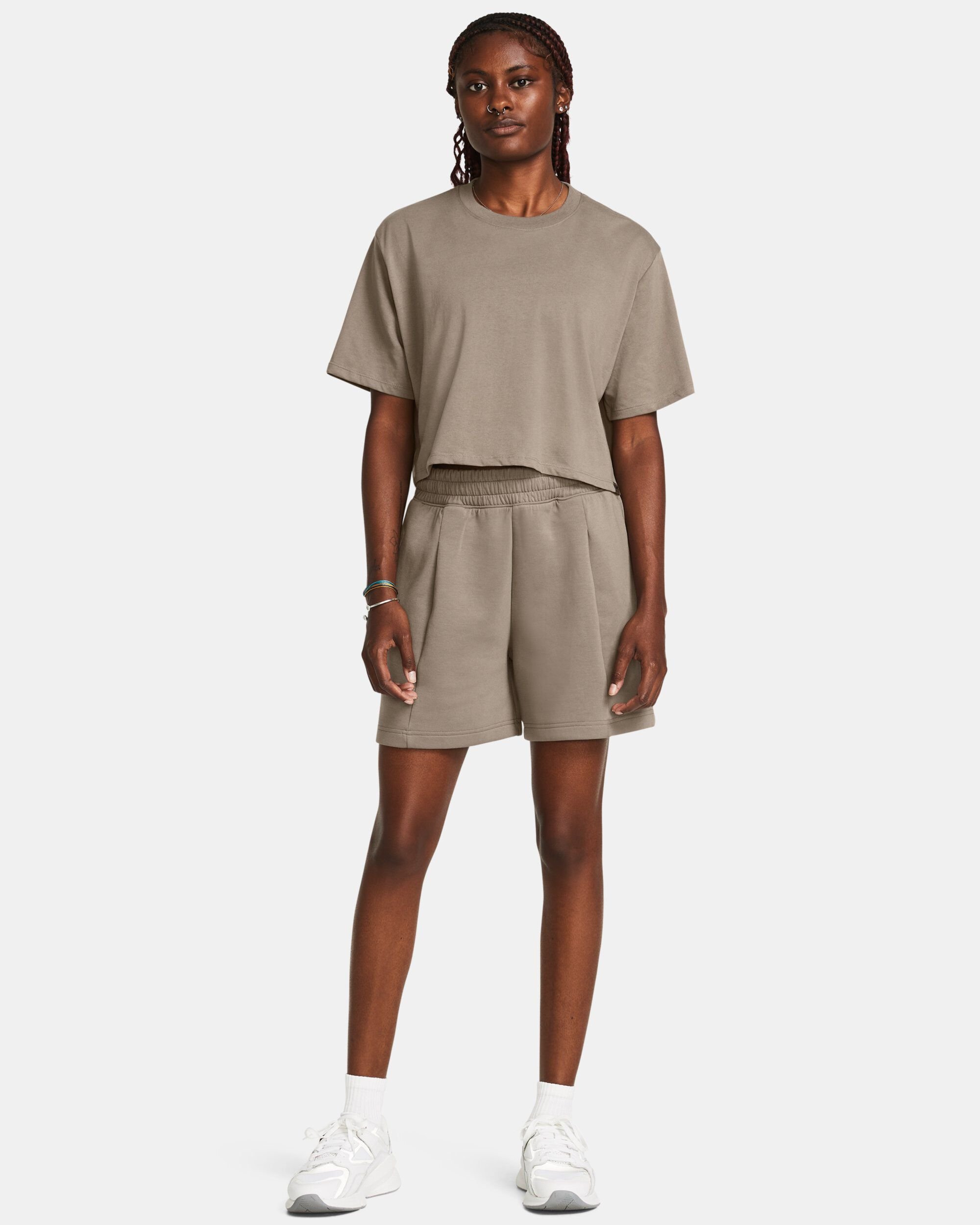 Women's pleated shorts hotsell