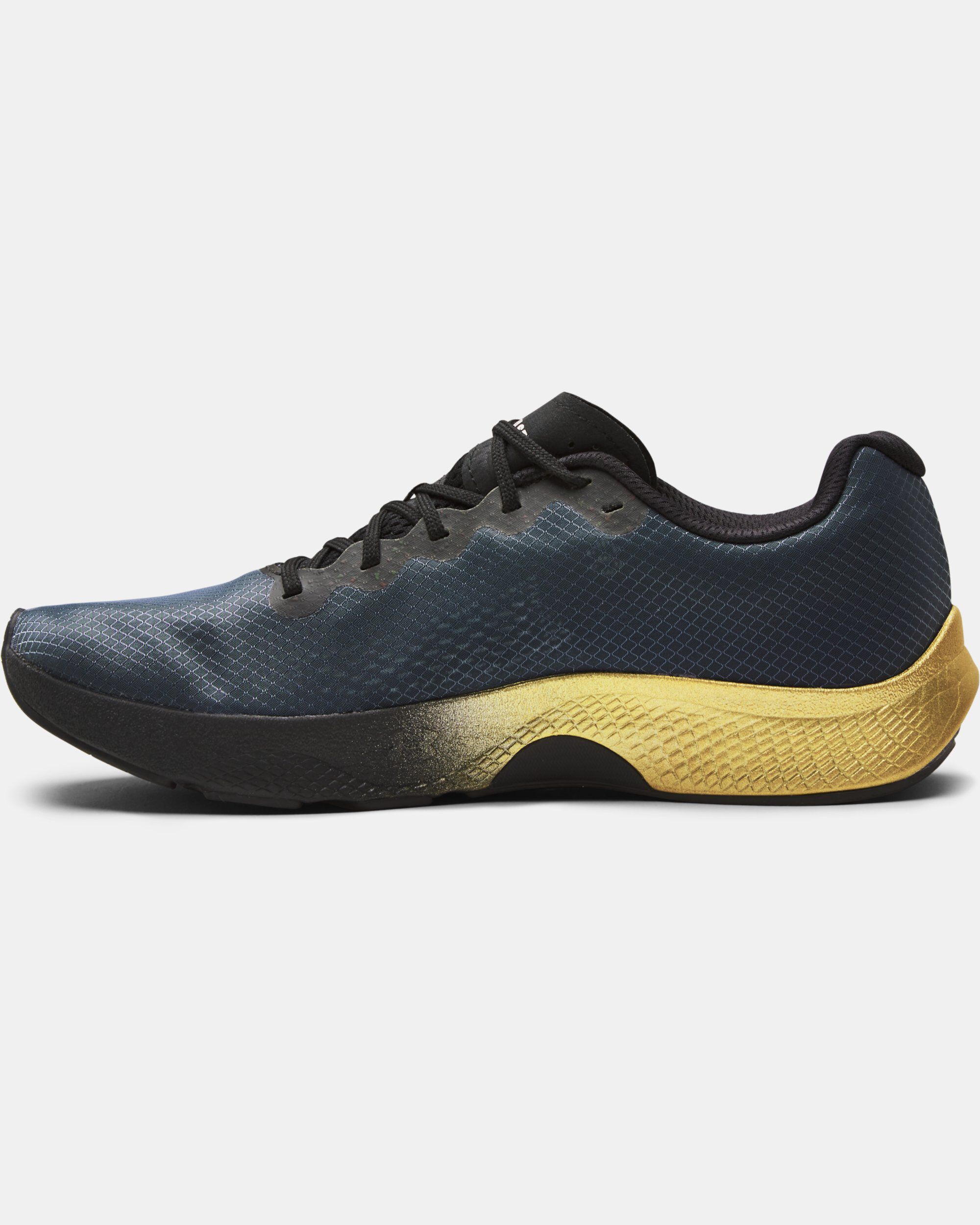Men's ua charged pulse running shoes clearance