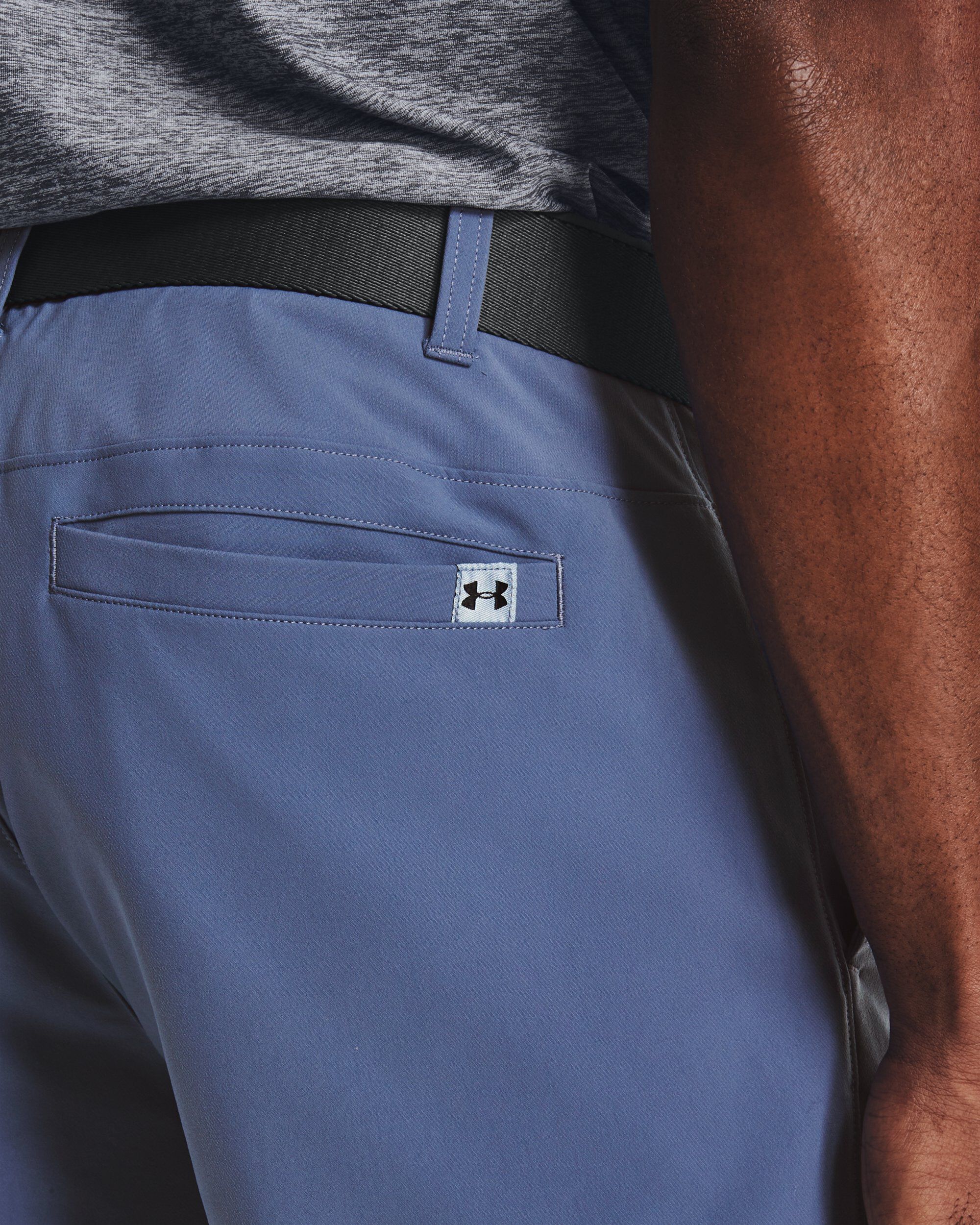 Under armour top performance taper