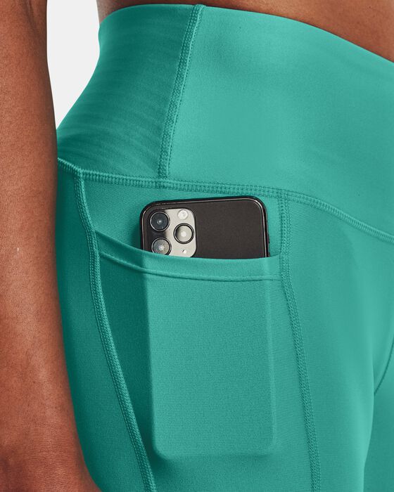 Women's HeatGear® Armour No-Slip Waistband Capris image number 3