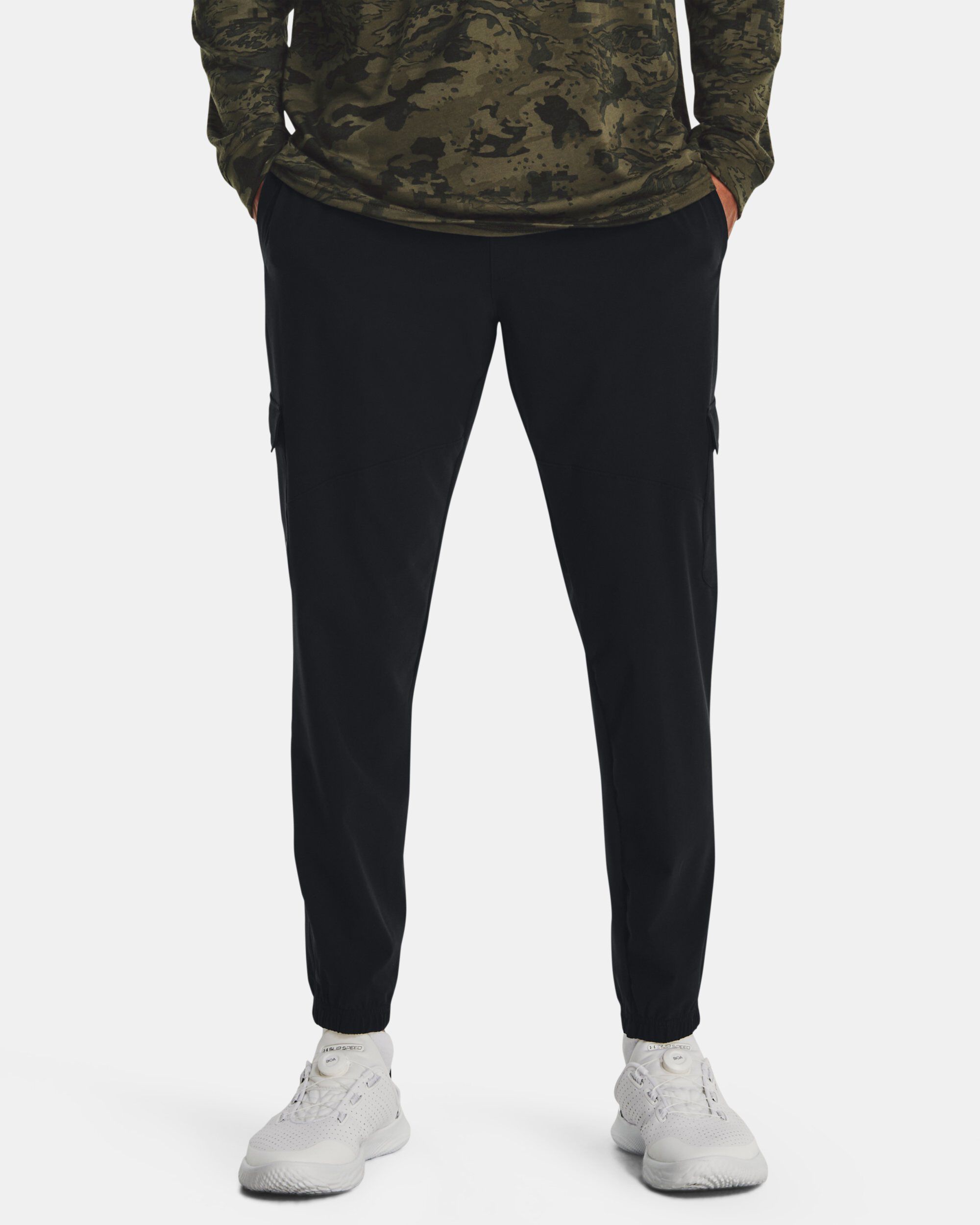 Under Armour Men s UA Stretch Woven Cargo Pants Black in Dubai