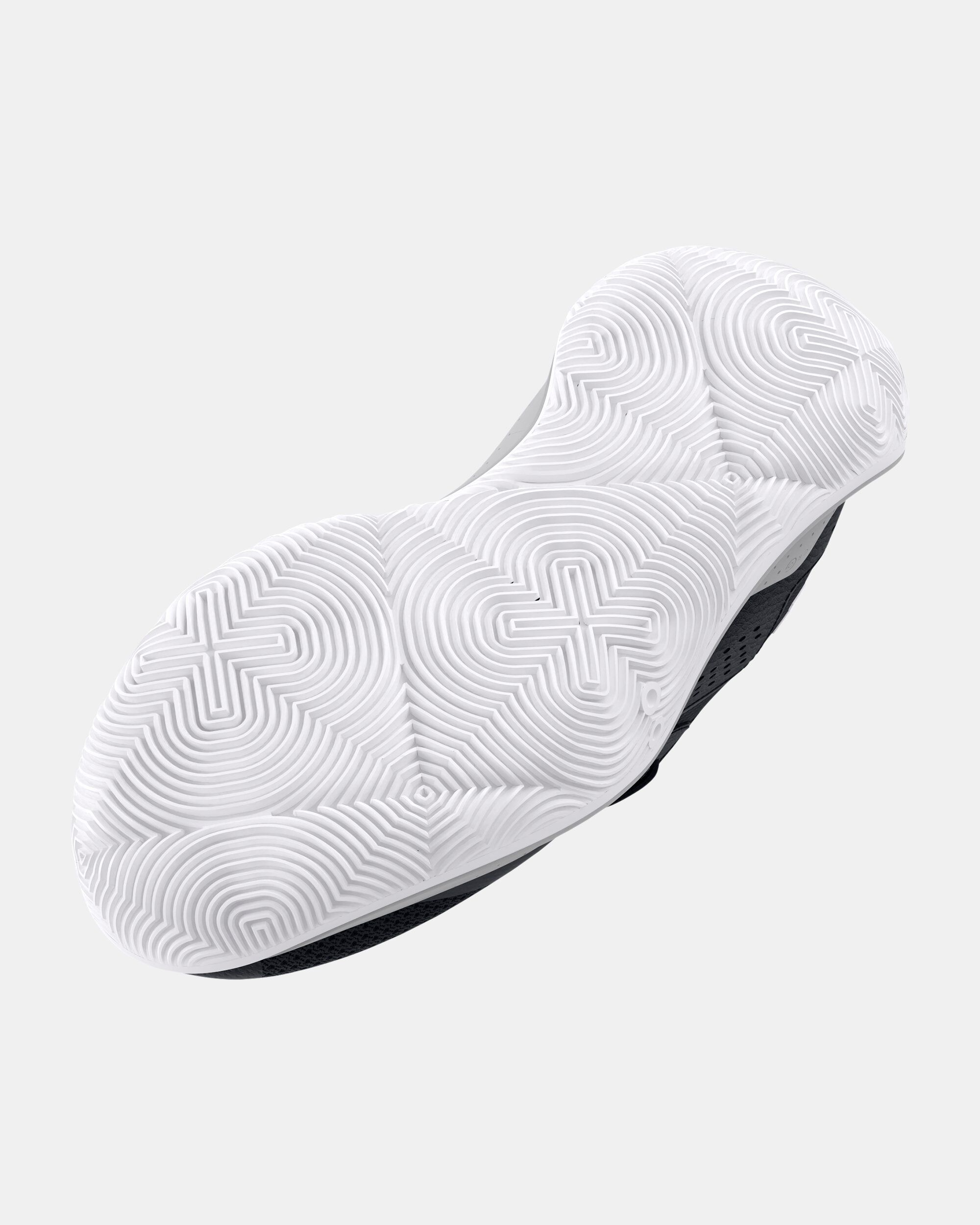 Grade School UA Jet 23 Basketball Shoes