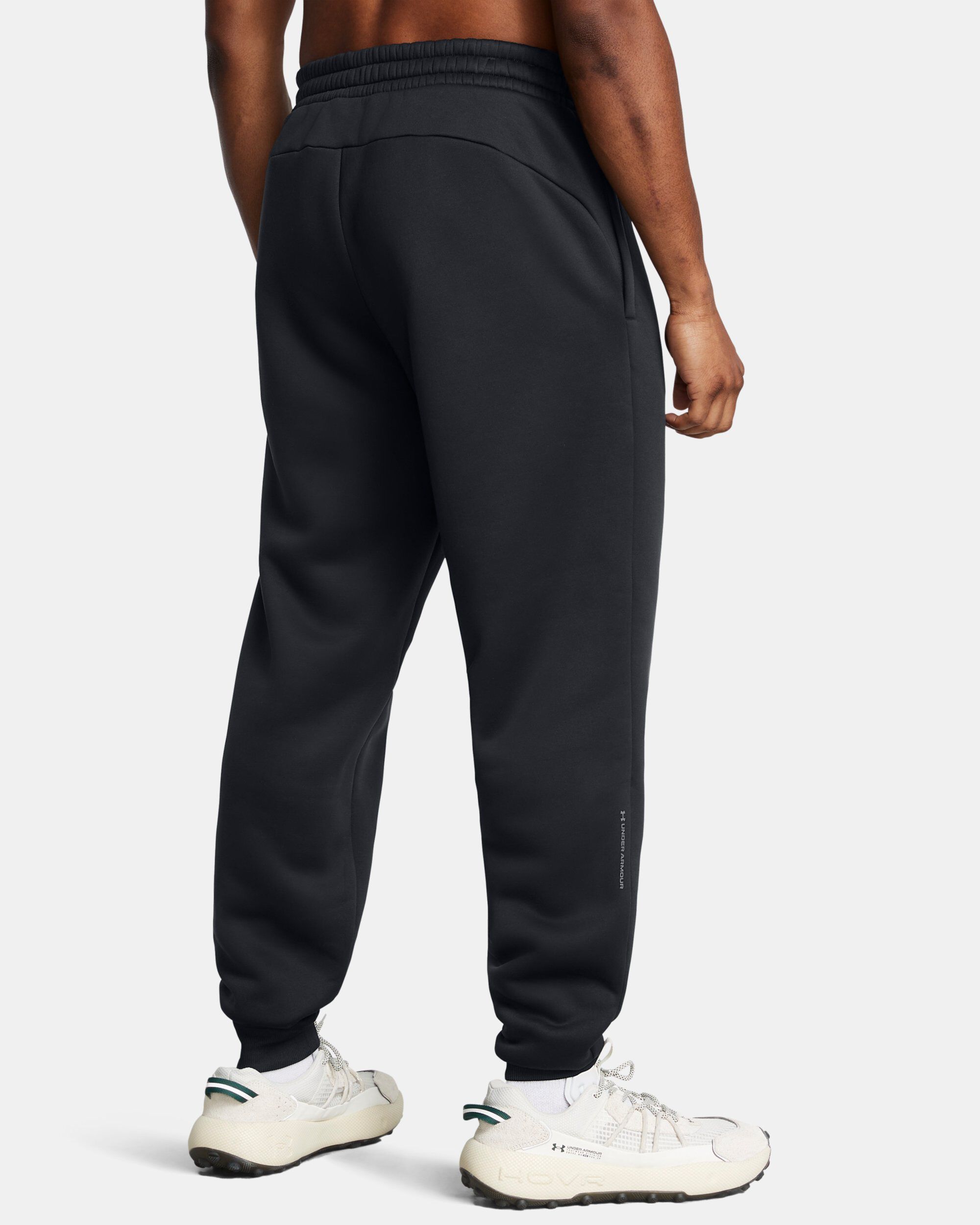 Under armour black joggers mens clearance