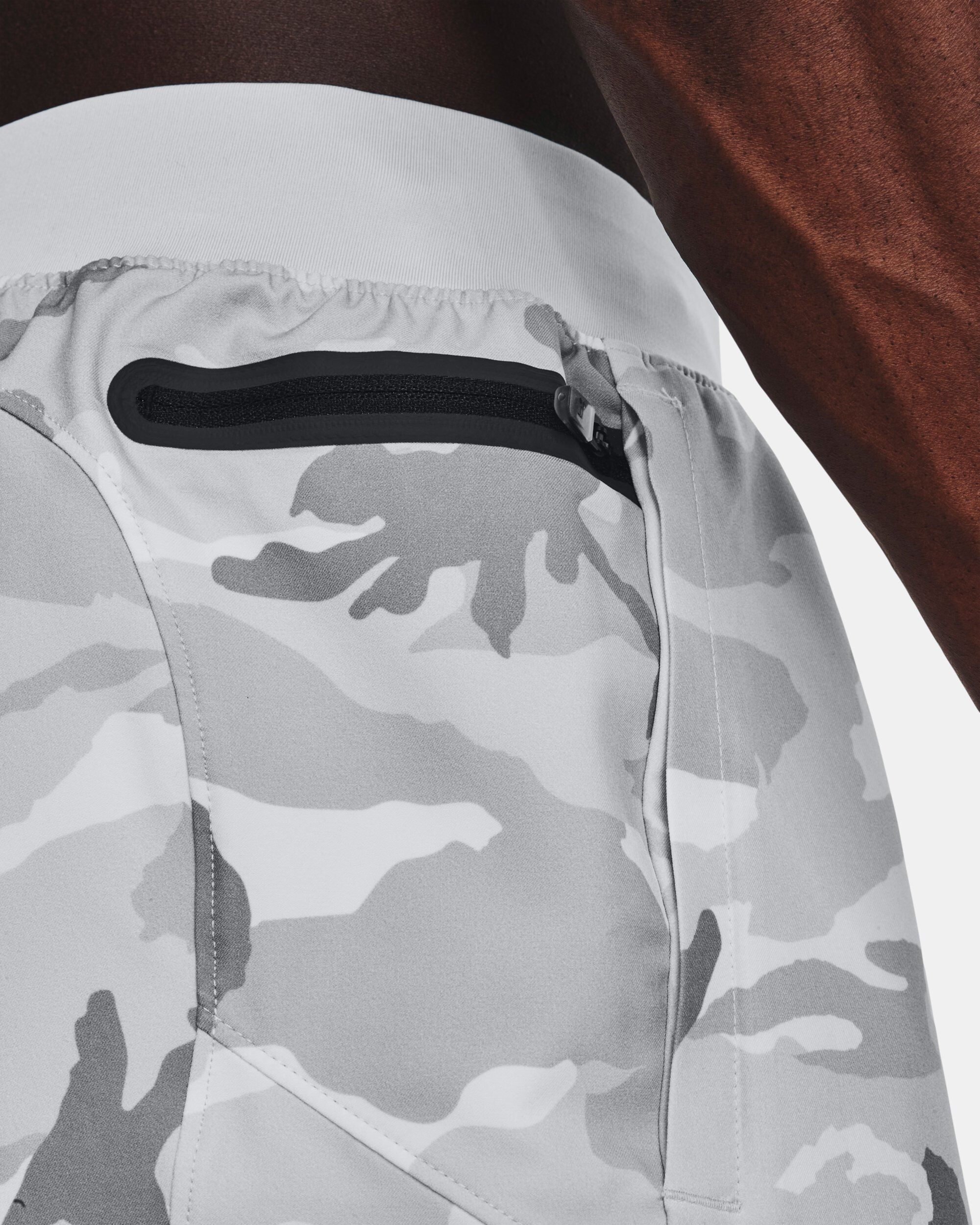 Camo hot sale joggers nike