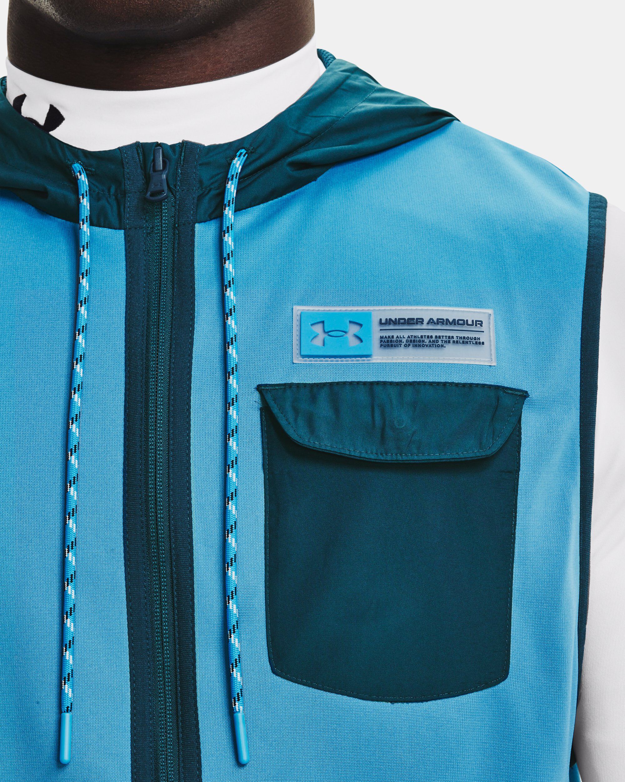 Under armour online hoodie vest