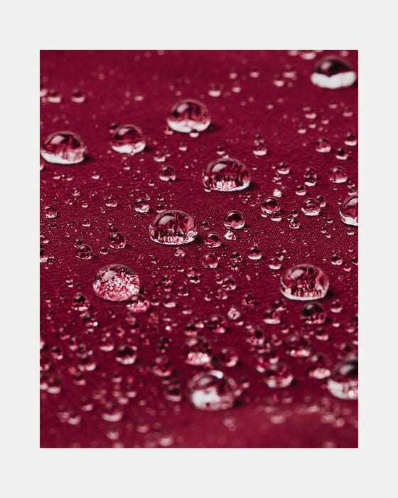 Men's UA OutRun The Storm Jacket Men's UA OutRun The Storm Jacket image number 2