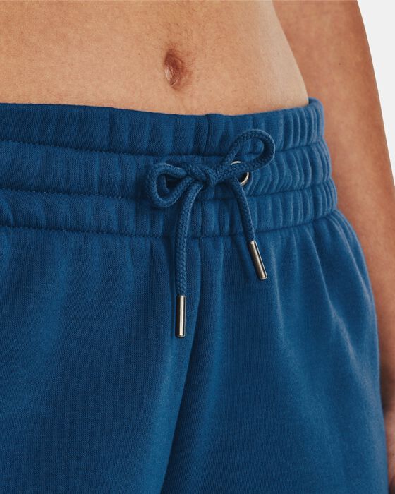 UA Essential image number 3