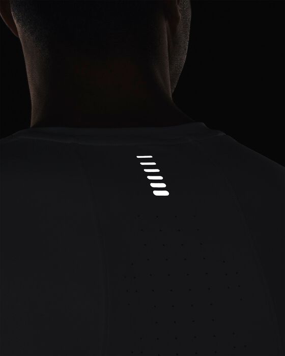 Men's UA Iso-Chill Run Laser T-Shirt image number 3