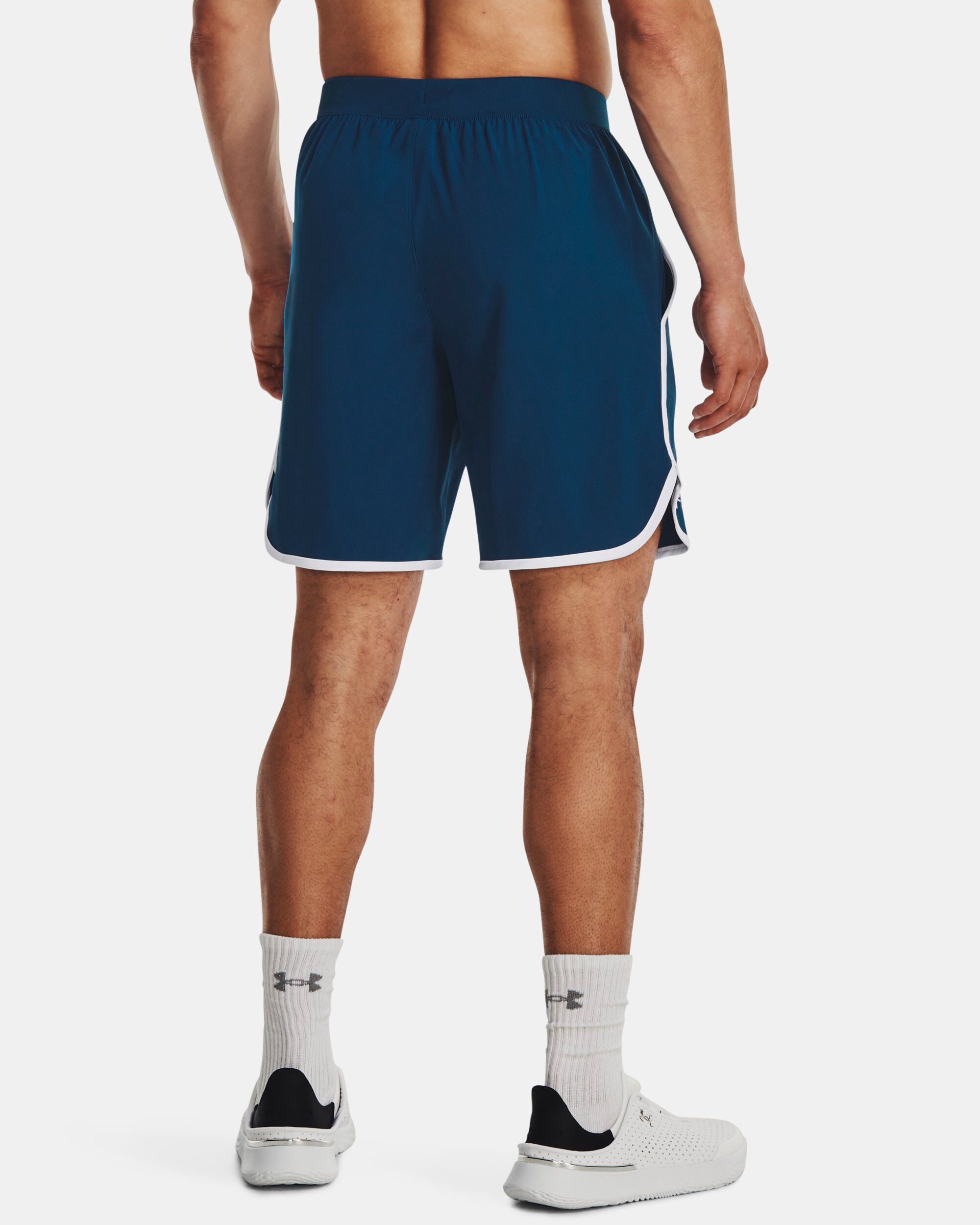 Basketball shorts clearance under armour