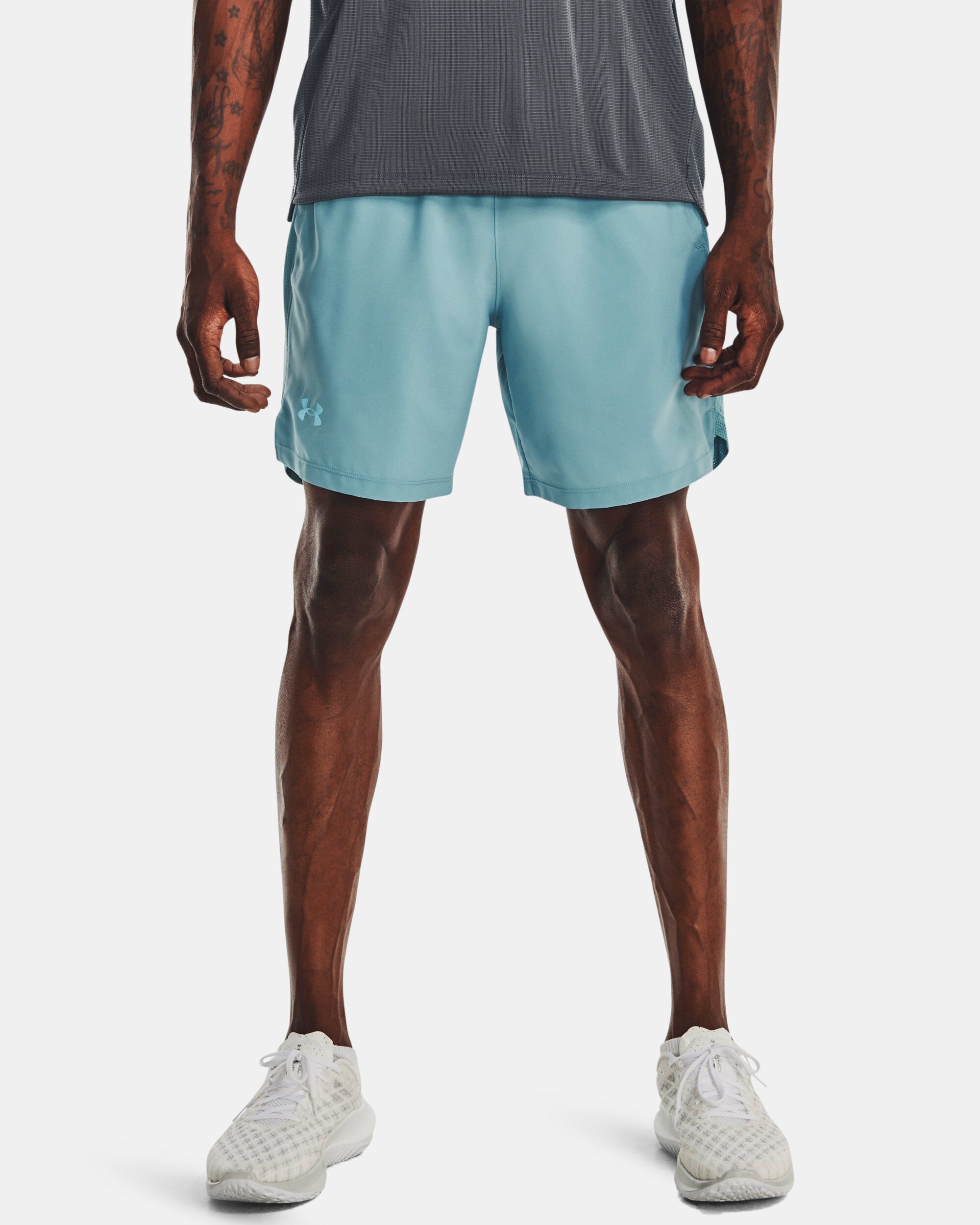 Men s UA Launch Run 7