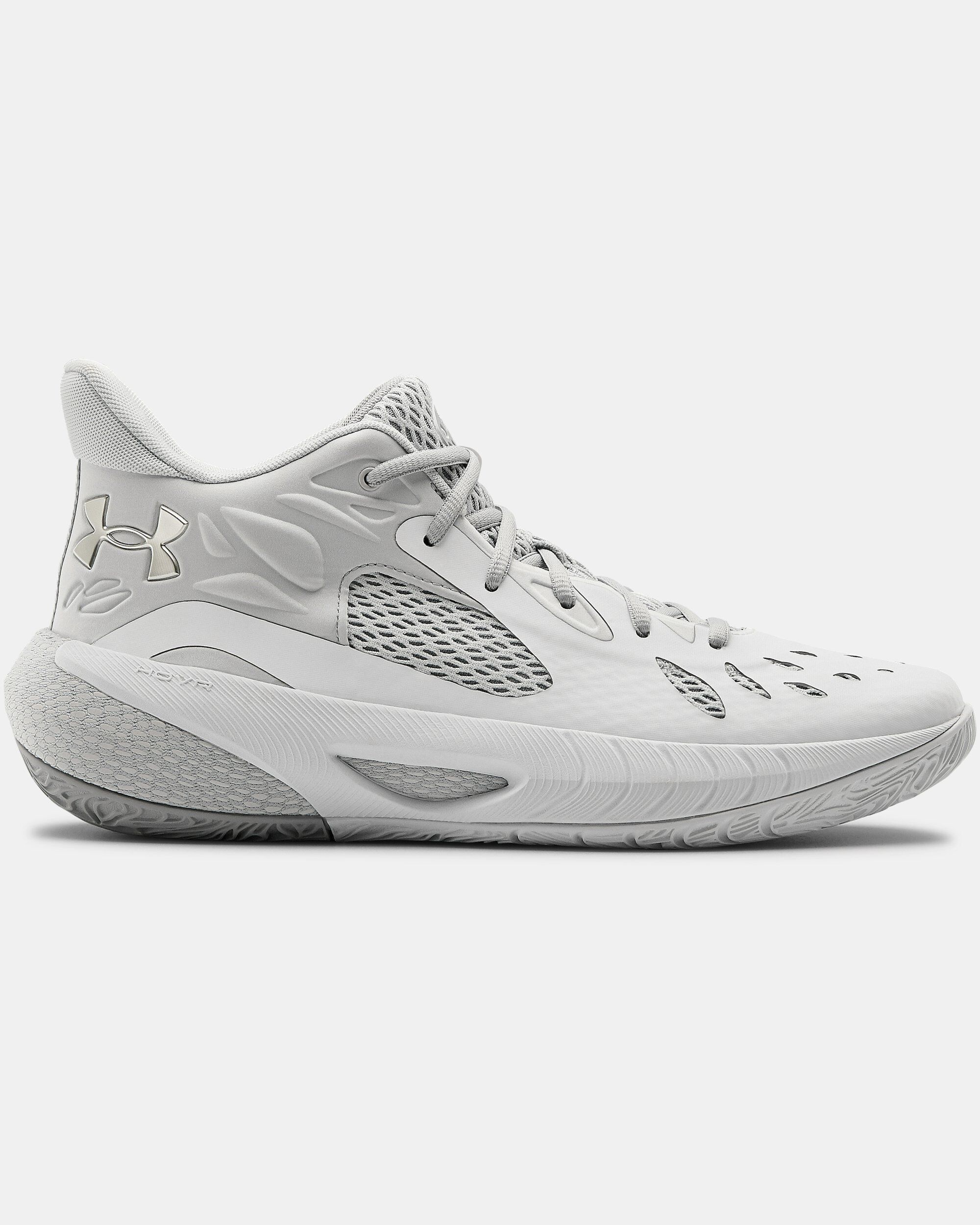 Under armour best sale basketball shoes dubai