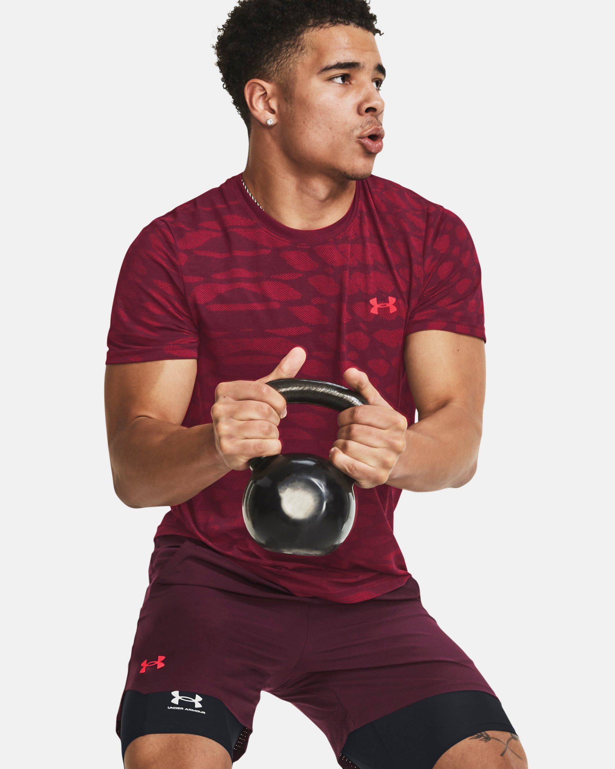 Buy Men s UA Seamless Ripple Short Sleeve Red in Dubai UAE Under Armour
