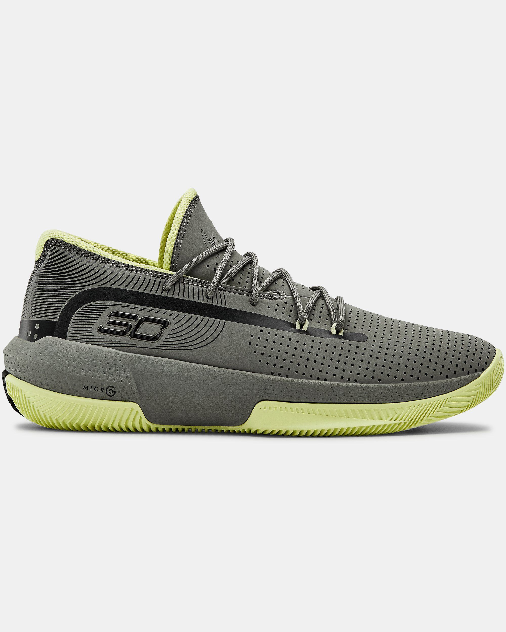 Men s UA SC 3ZER0 III Basketball Shoes