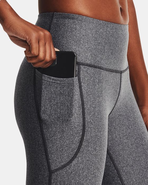 Women's HeatGear® Armour No-Slip Waistband Capris image number 3