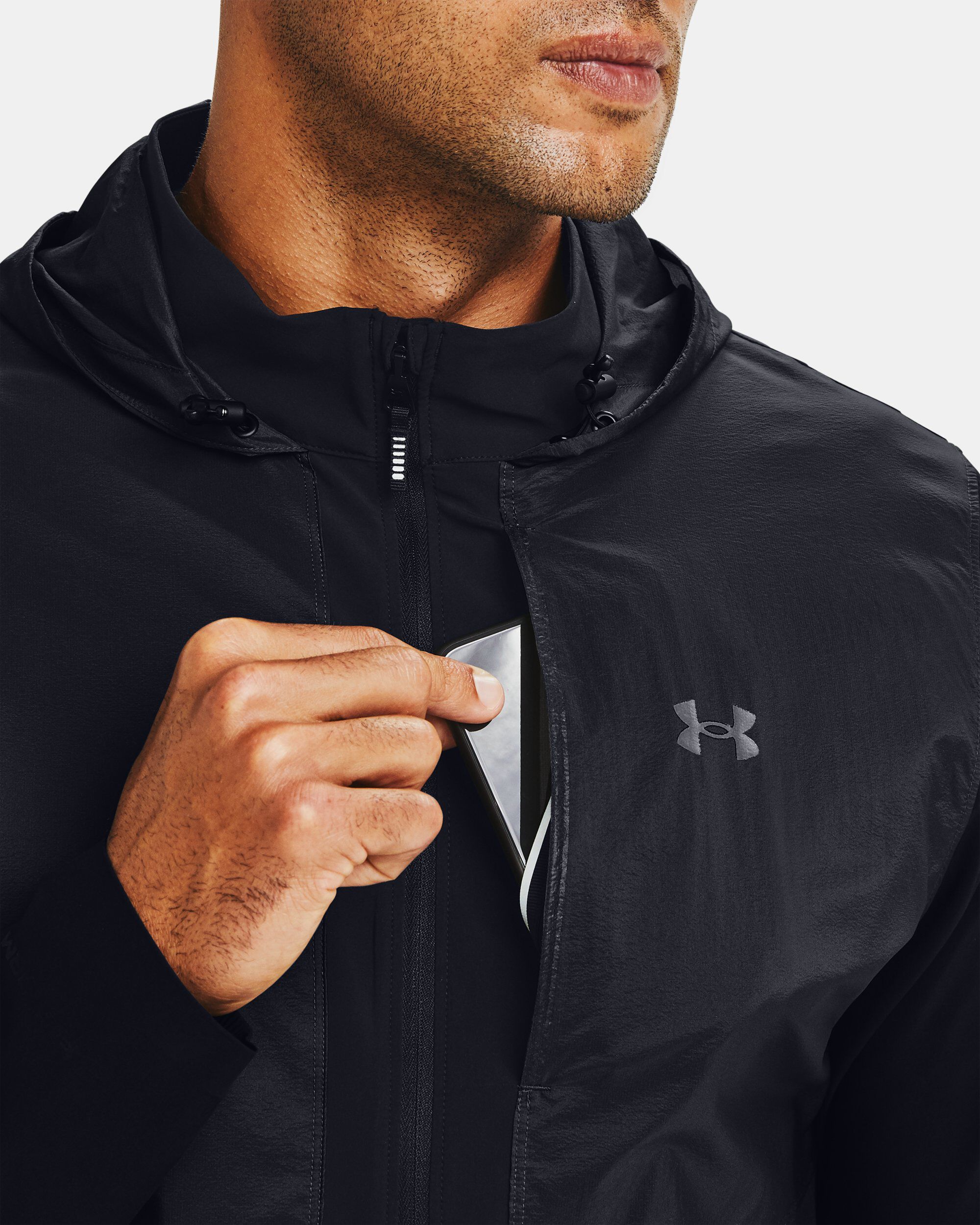 Under Armour Men s UA Qualifier Storm Speedpocket Jacket Black in