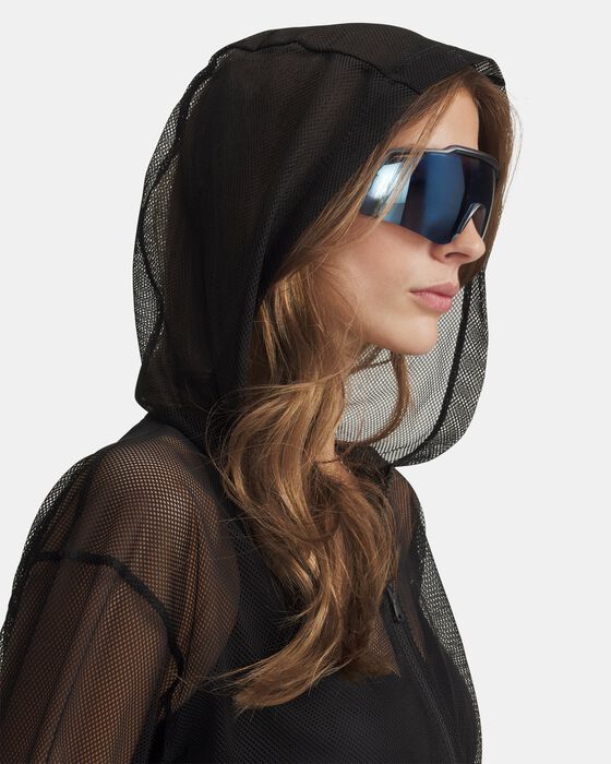 HeatGear&reg; Mesh image number 2