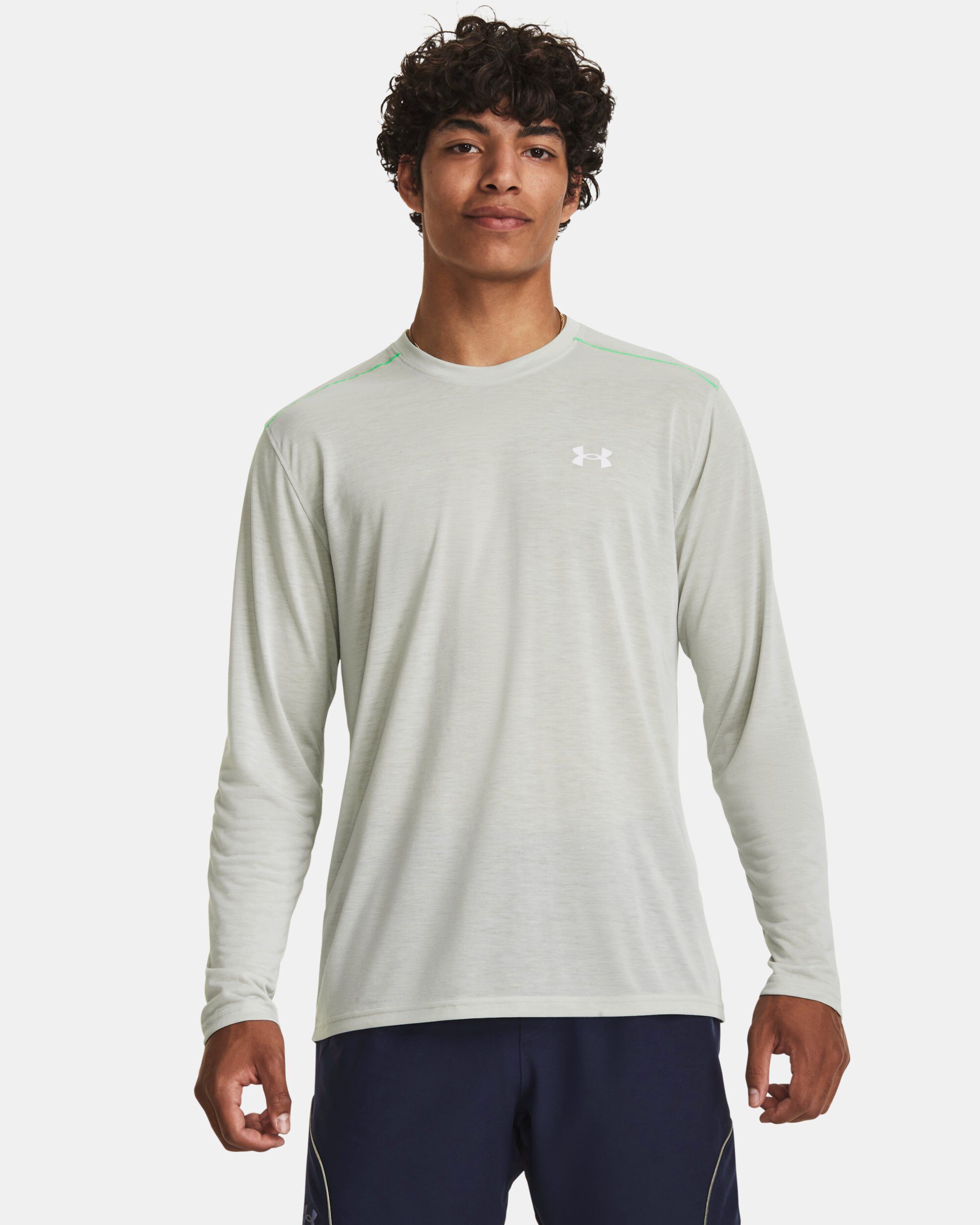 Under armour long sleeve v neck mens deals