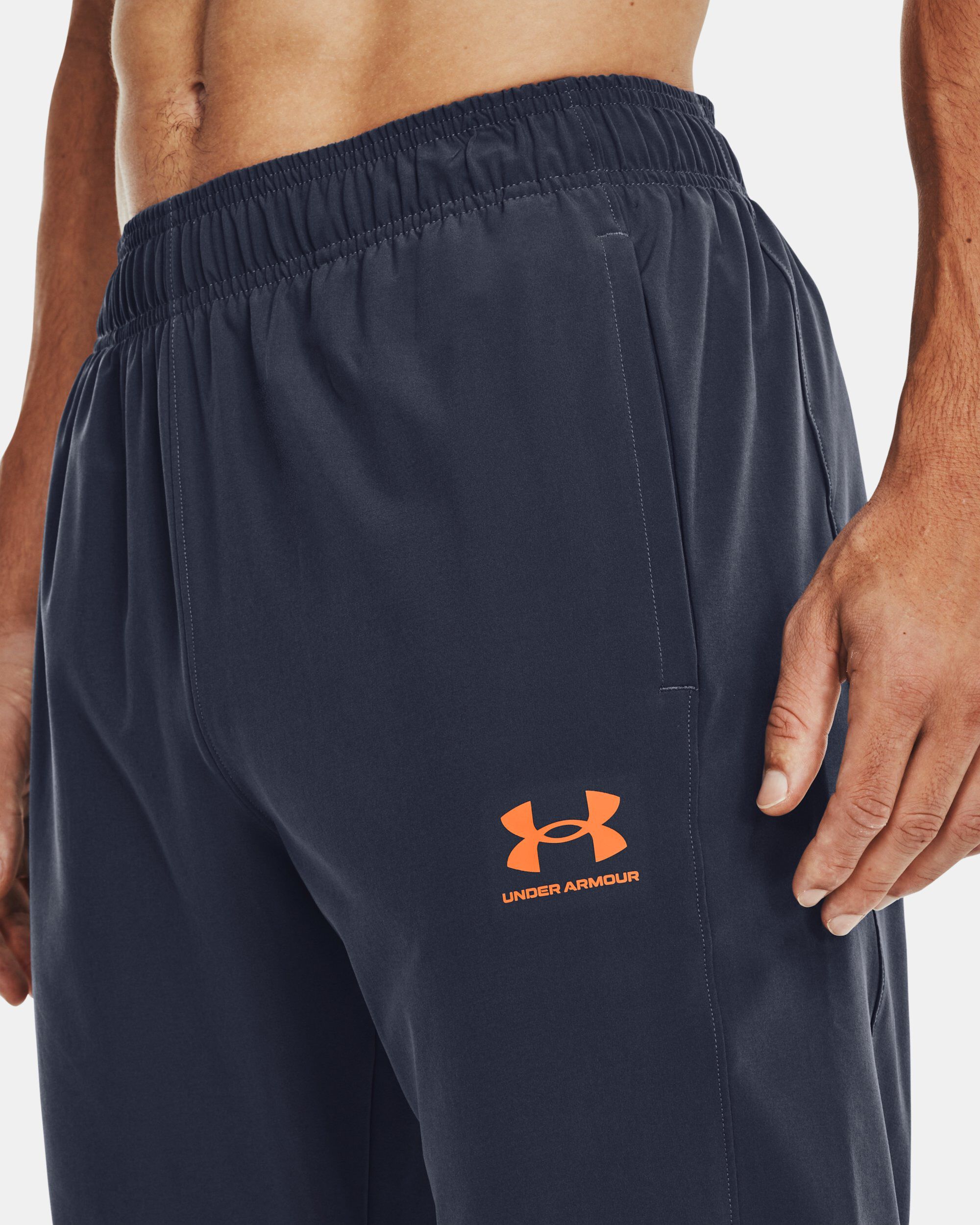 Men's ua accelerate tracksuit bottoms on sale